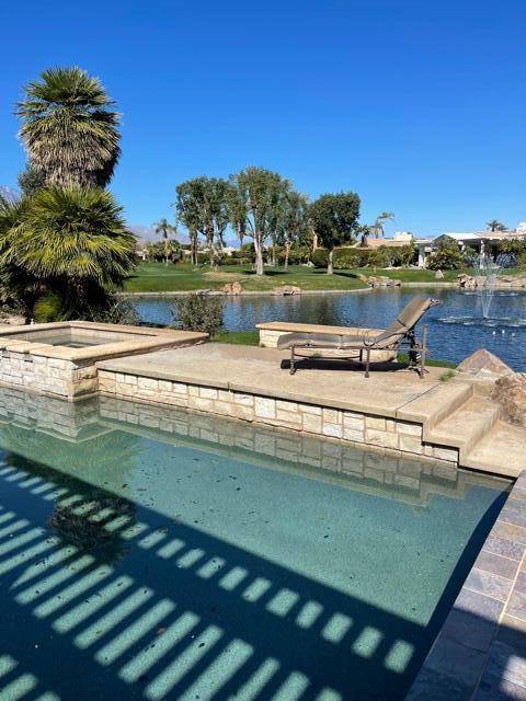 Rancho Mirage, CA 92270,2 Whitehall CT