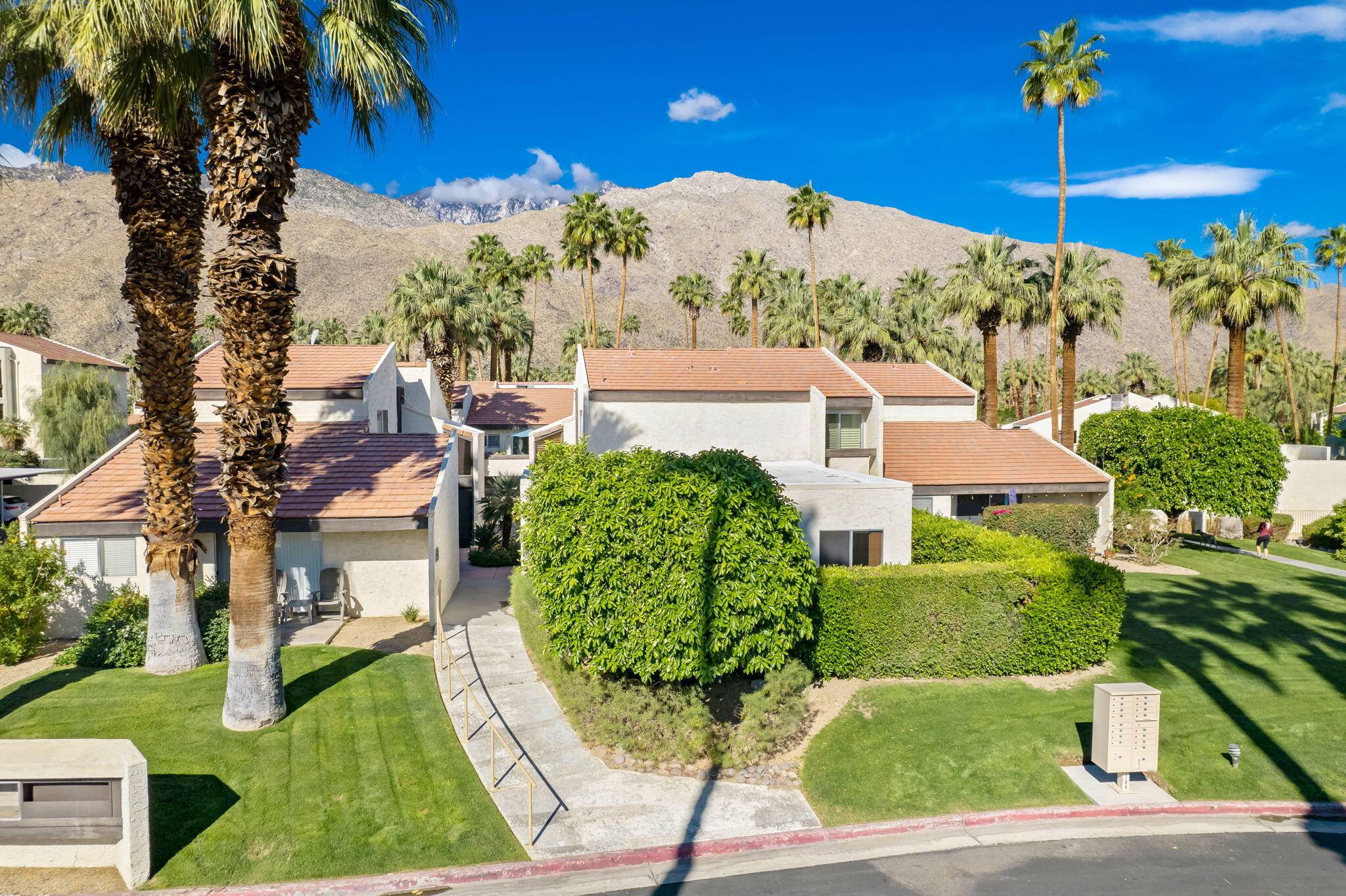 Palm Springs, CA 92264,1408 S Camino Real