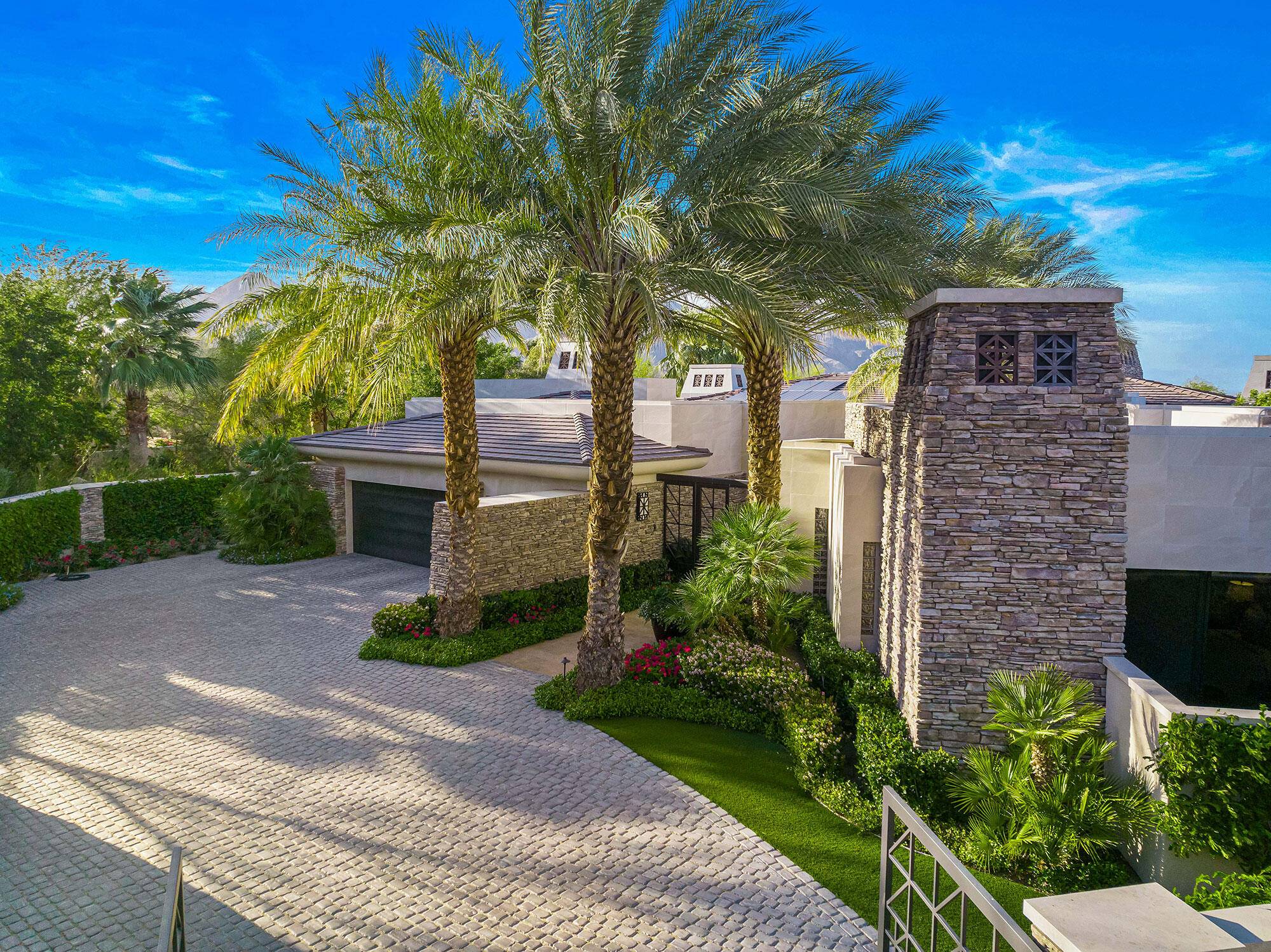 Palm Desert, CA 92260,520 Mesquite Hills