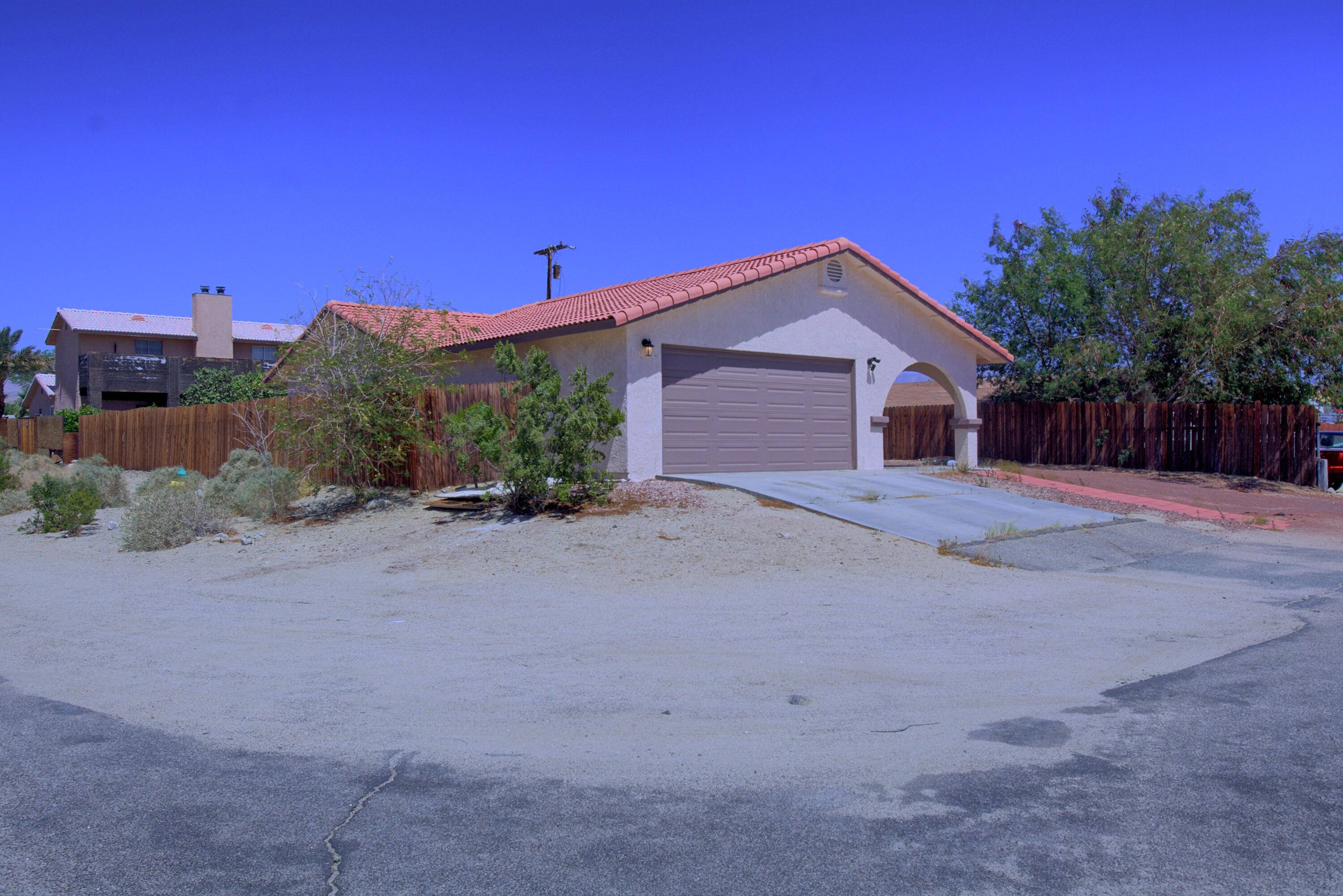 Thousand Palms, CA 92276,73040 Callita Bonnie