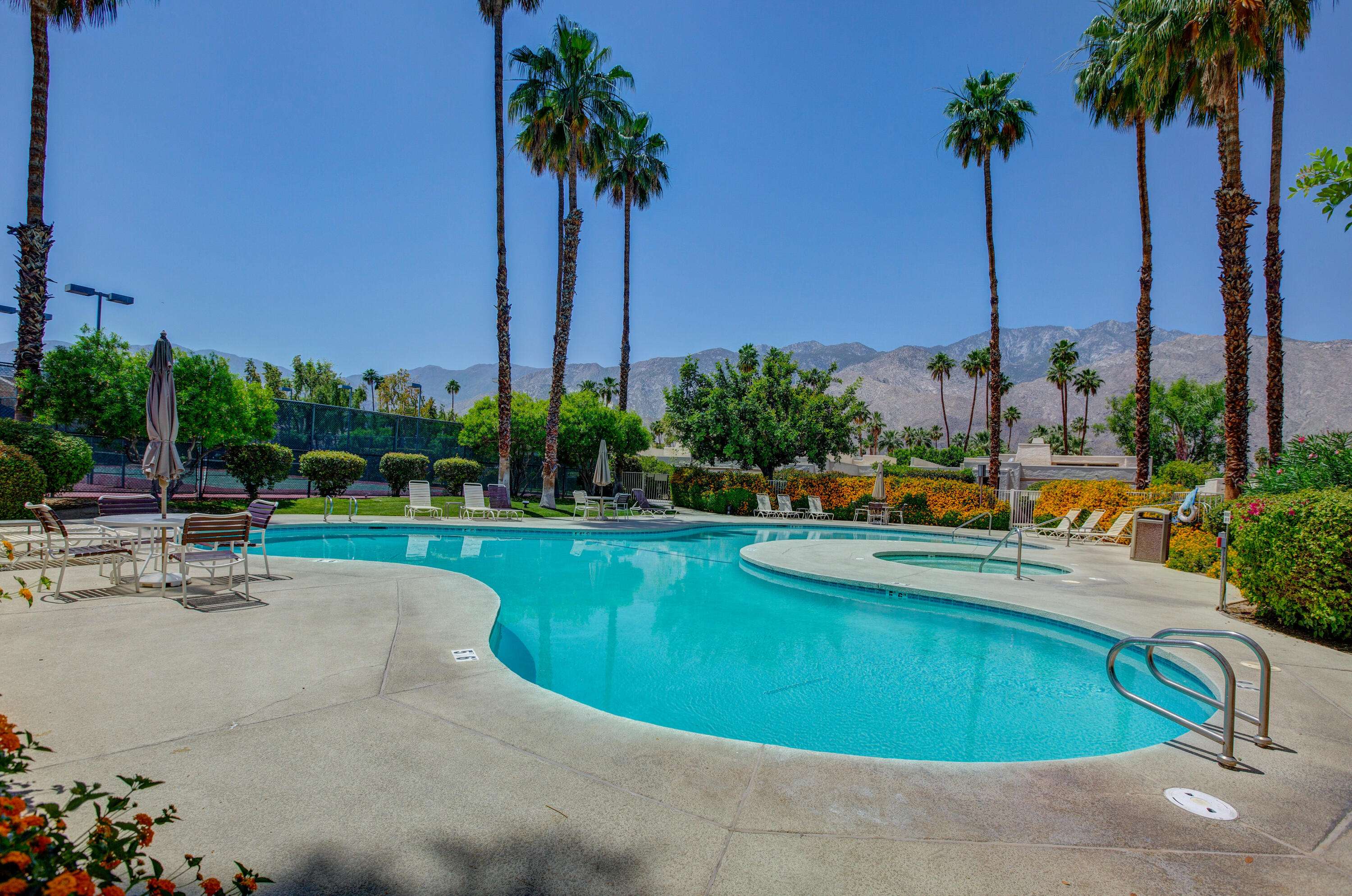 Palm Springs, CA 92264,1614 S Andee DR