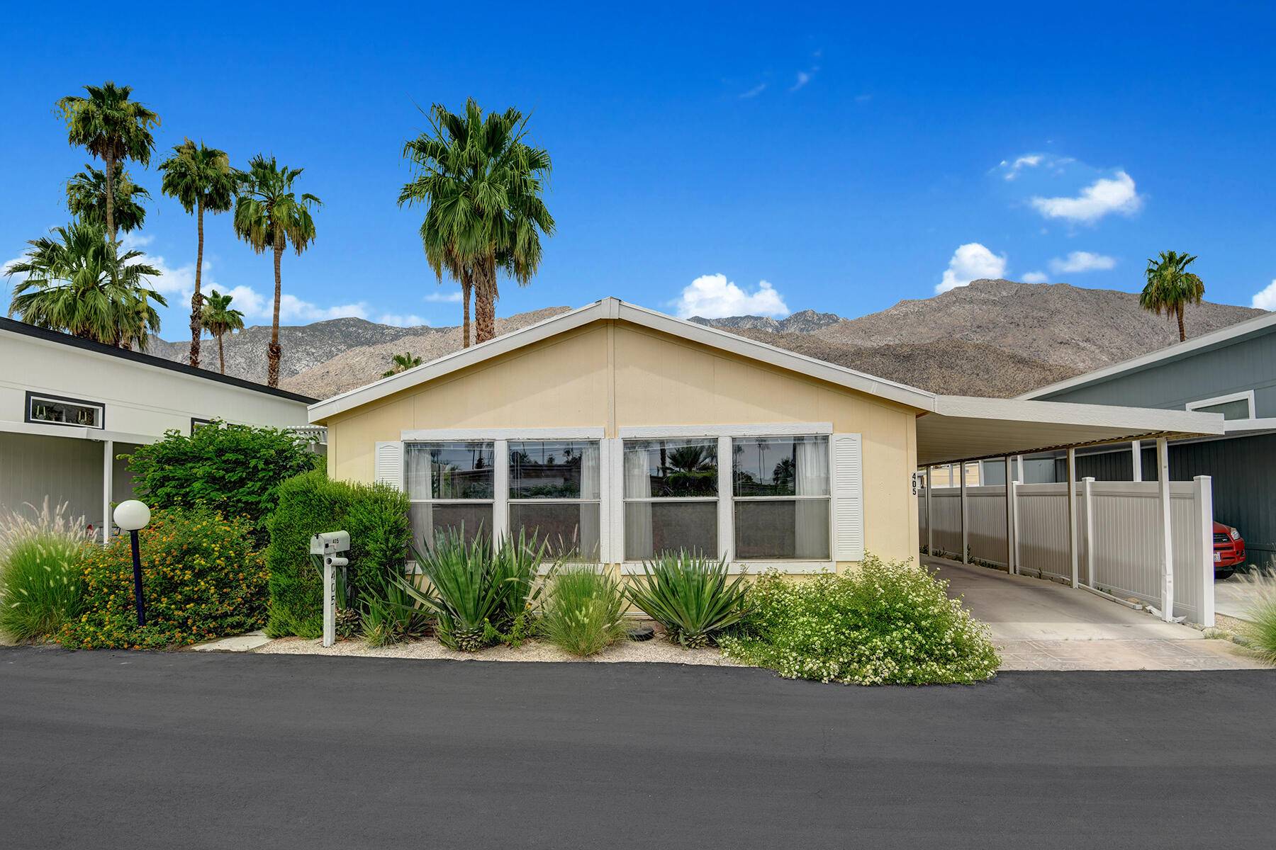 Palm Springs, CA 92264,405 Ginger DR