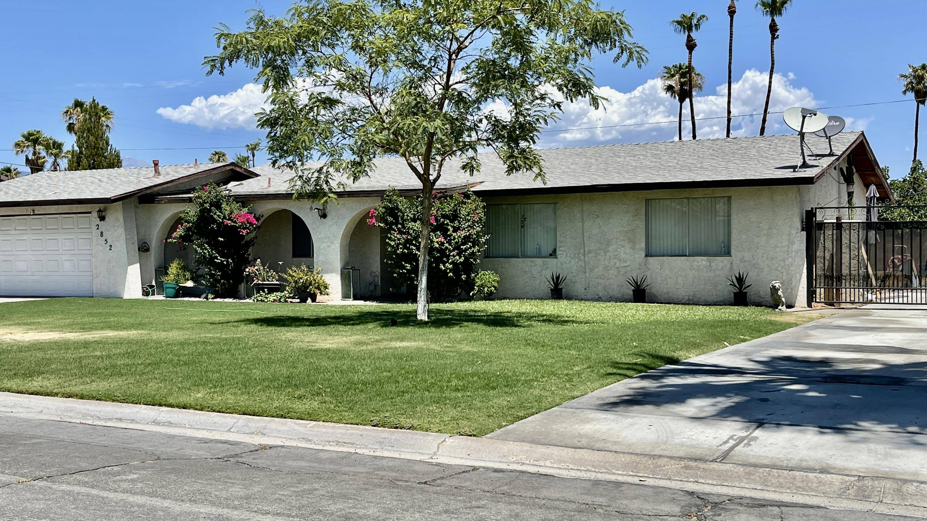 Palm Springs, CA 92262,2852 E San Angelo RD