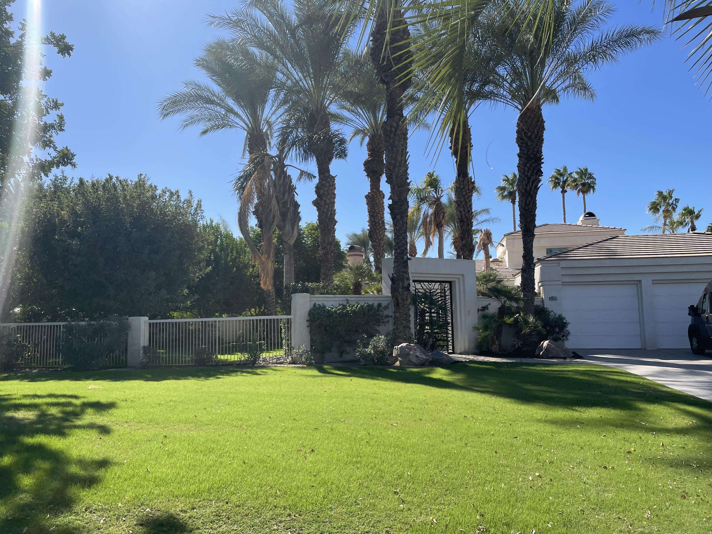 La Quinta, CA 92253,78675 Dulce Del Mar