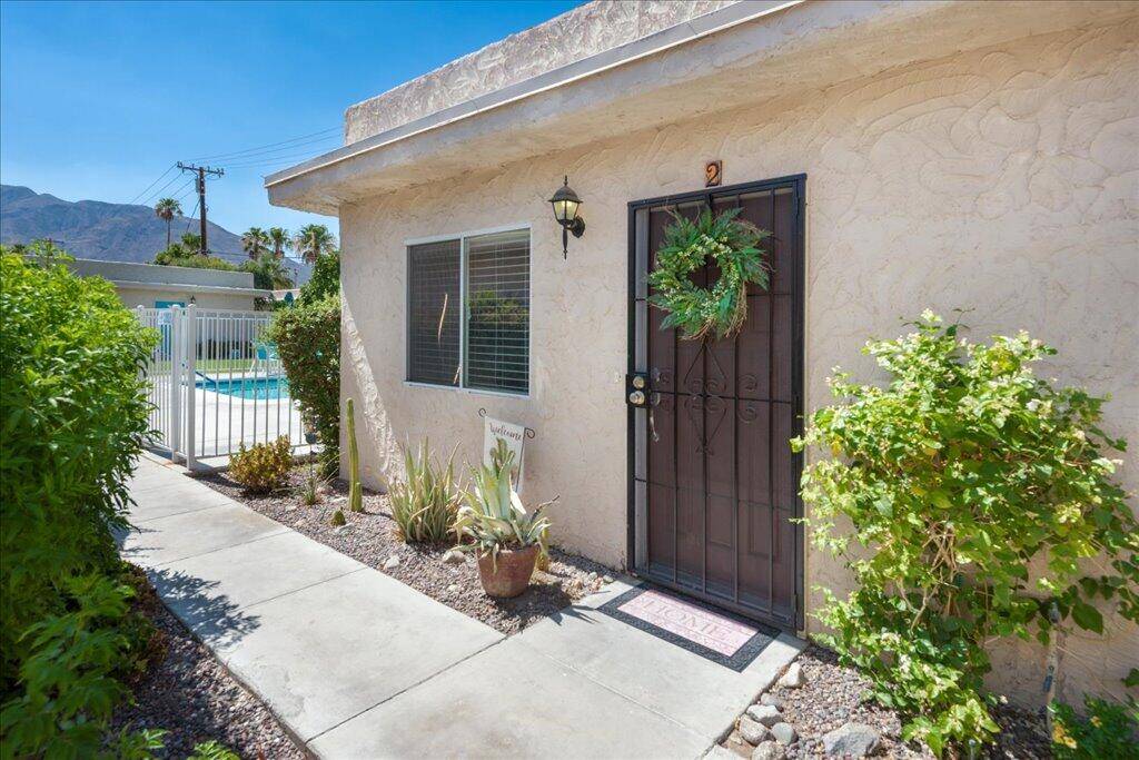 Palm Springs, CA 92262,800 E Cottonwood RD #2