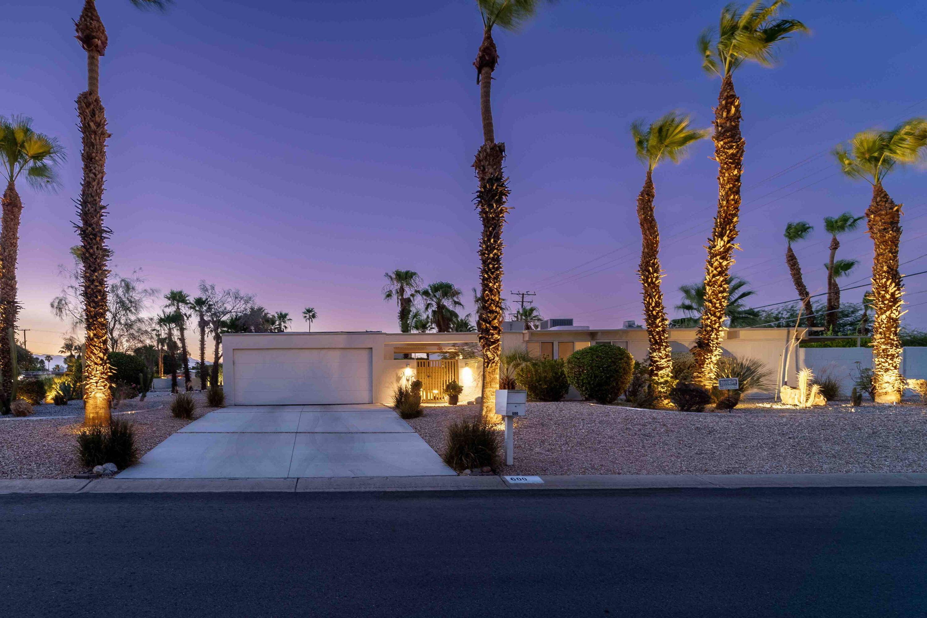 Palm Springs, CA 92262,600 E Alexander WAY