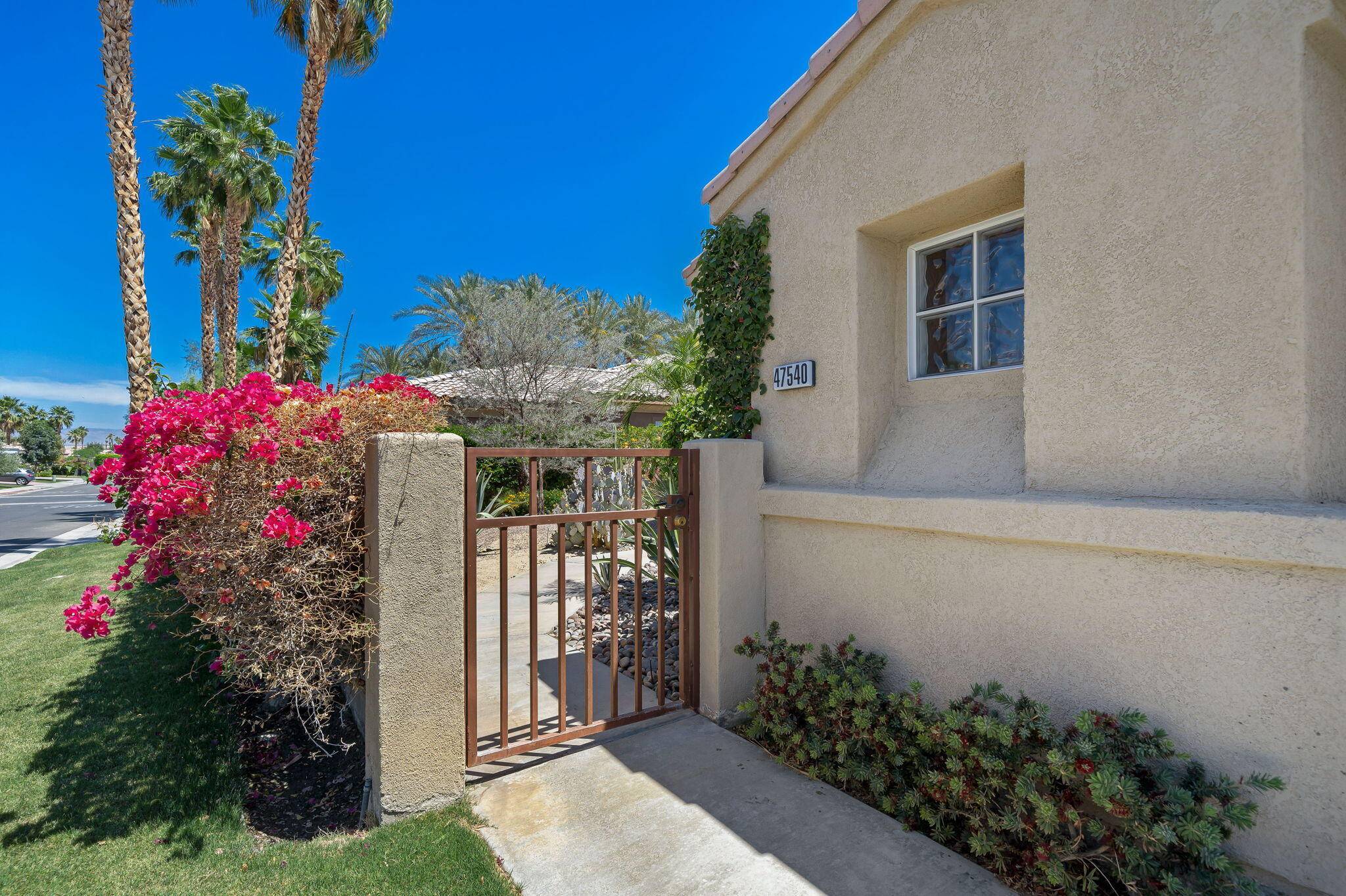 La Quinta, CA 92253,47540 Via Florence