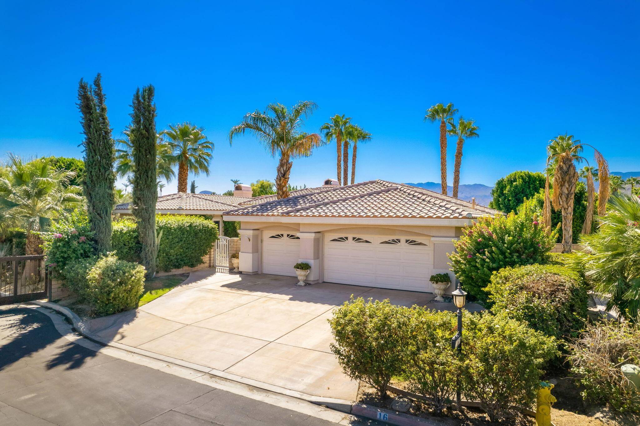 Rancho Mirage, CA 92270,16 Ivy League CIR