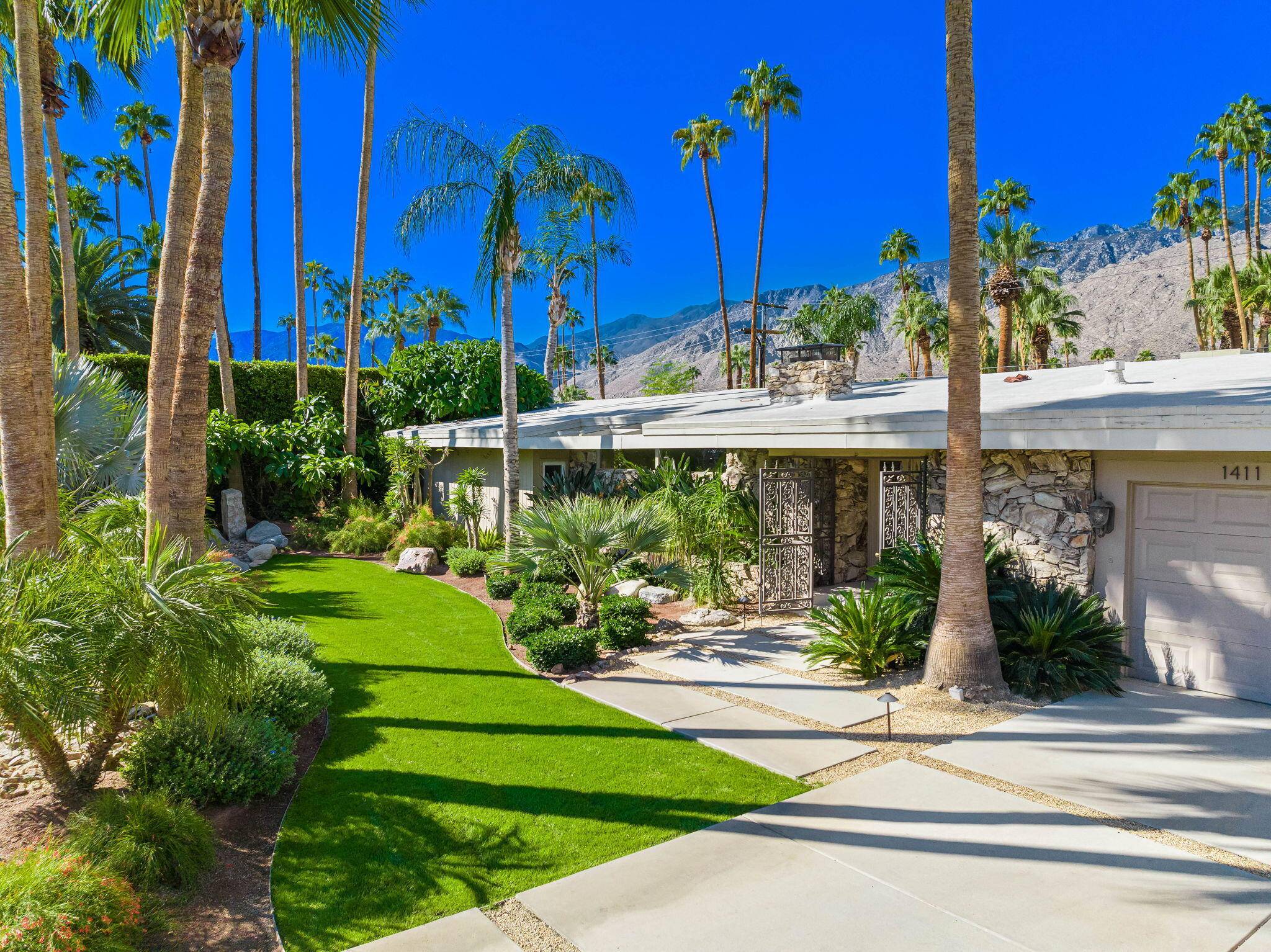 Palm Springs, CA 92264,1411 S Paseo De Marcia