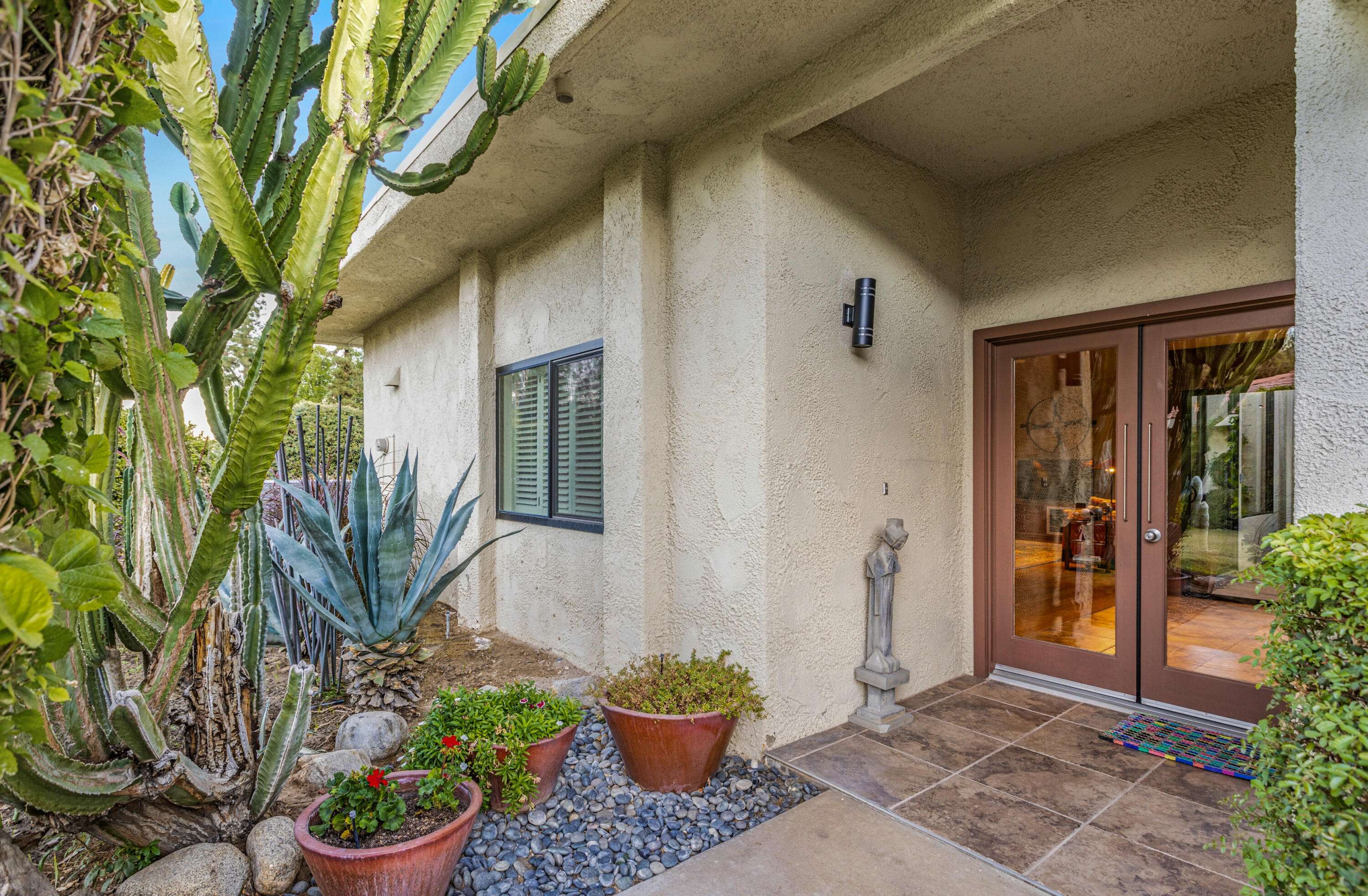 Palm Springs, CA 92264,2400 E Oakcrest DR