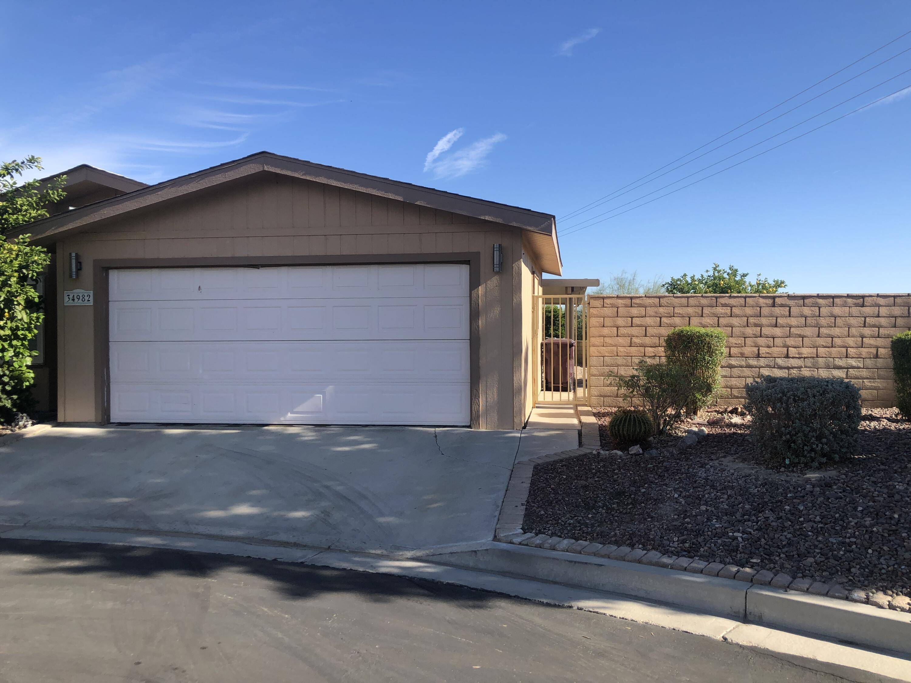 Thousand Palms, CA 92276,34982 Chuckwagon CT