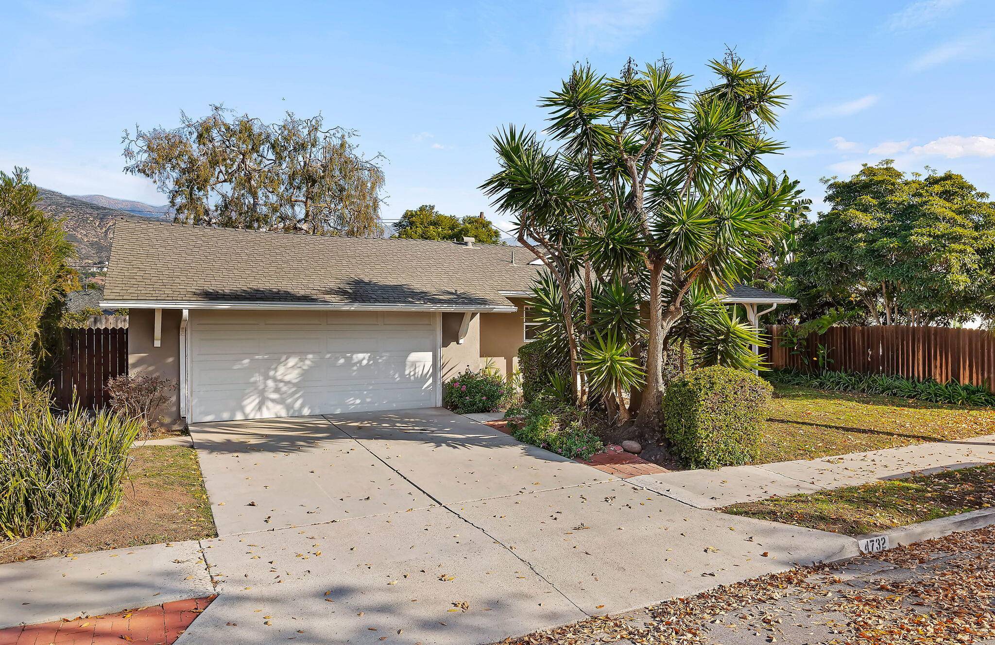 Carpinteria, CA 93013,4732 Eleanor Dr DR