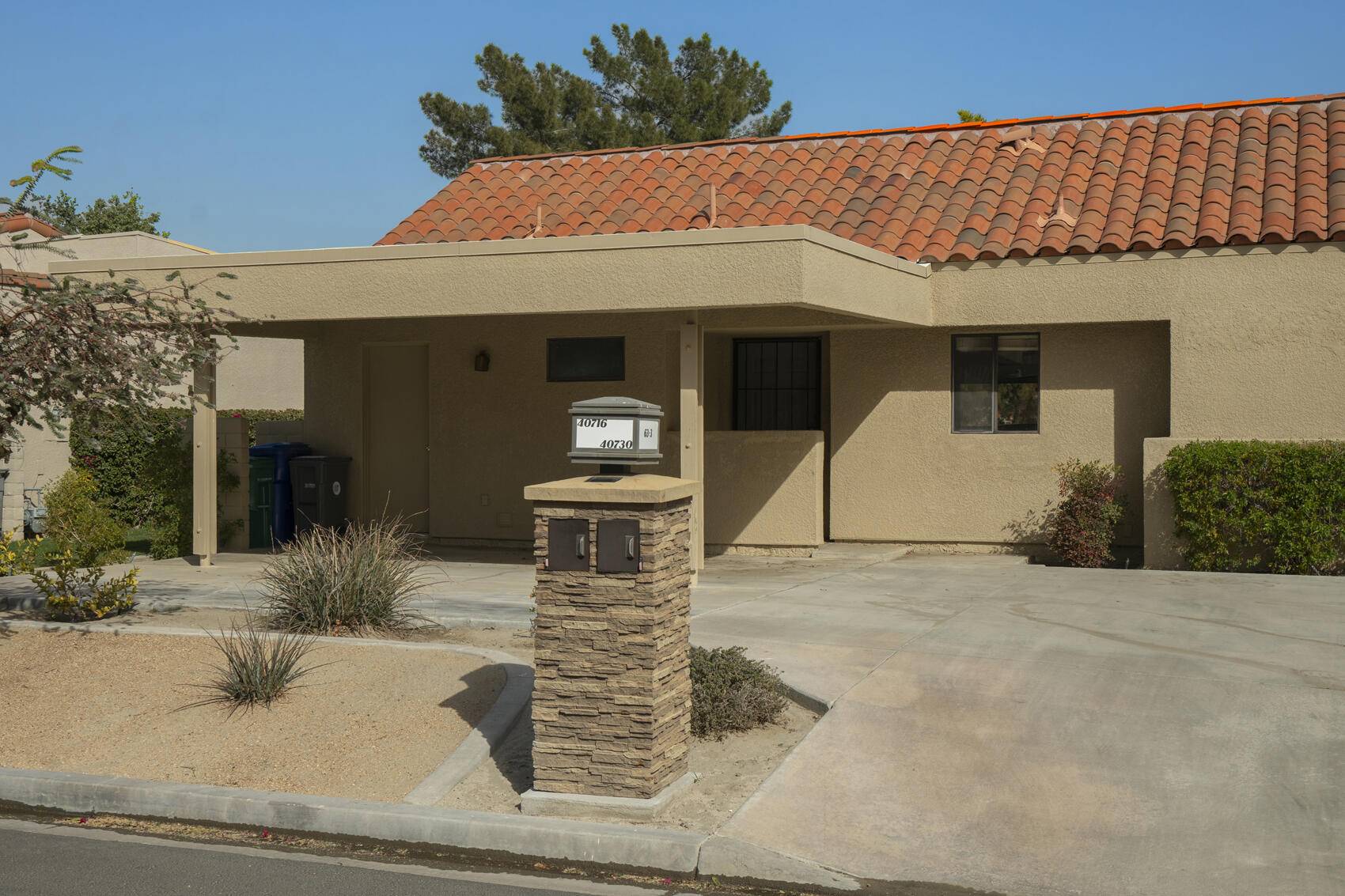 Palm Desert, CA 92211,40716 La Costa CIR E