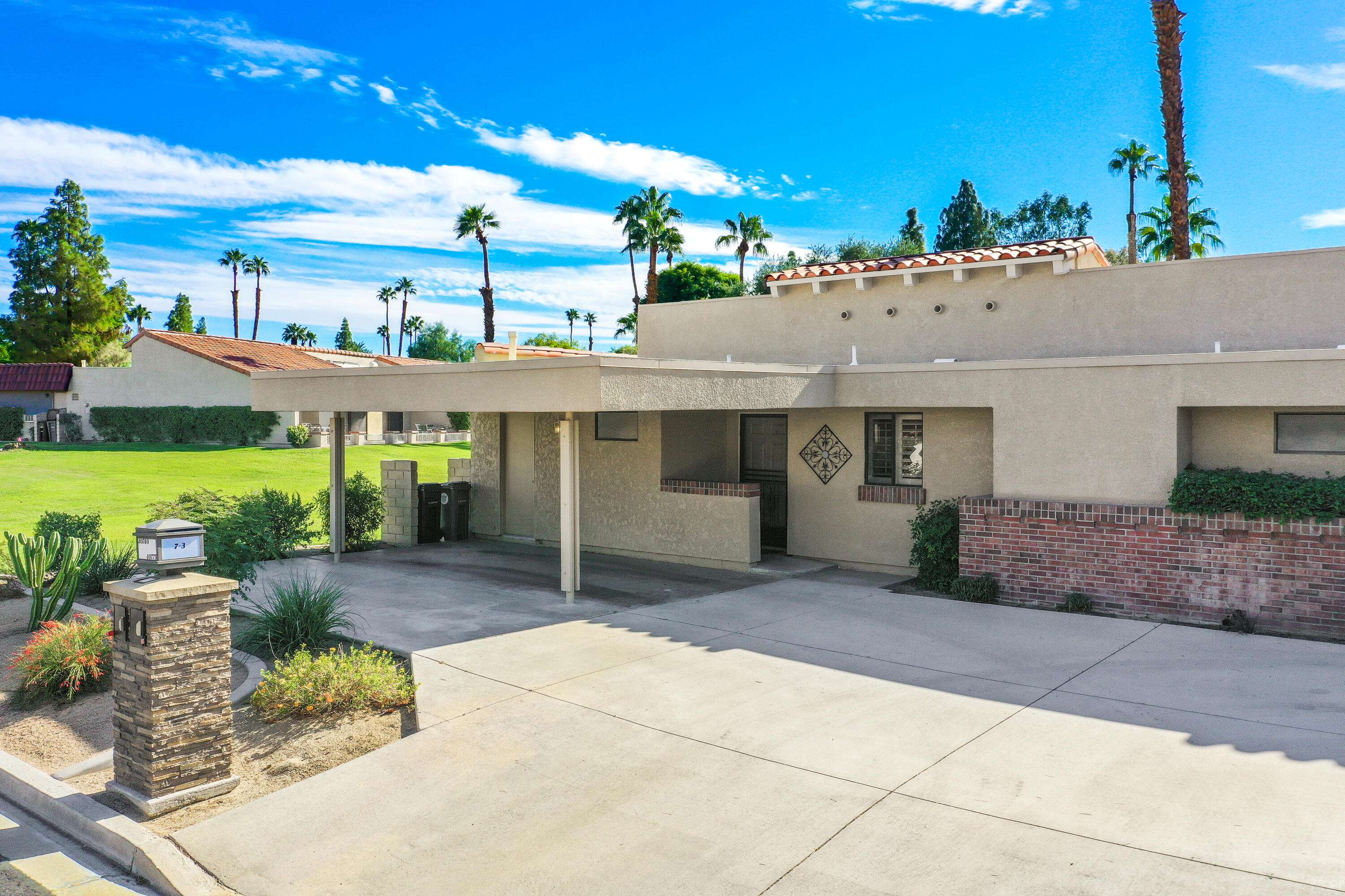 Palm Desert, CA 92211,40789 La Costa CIR E