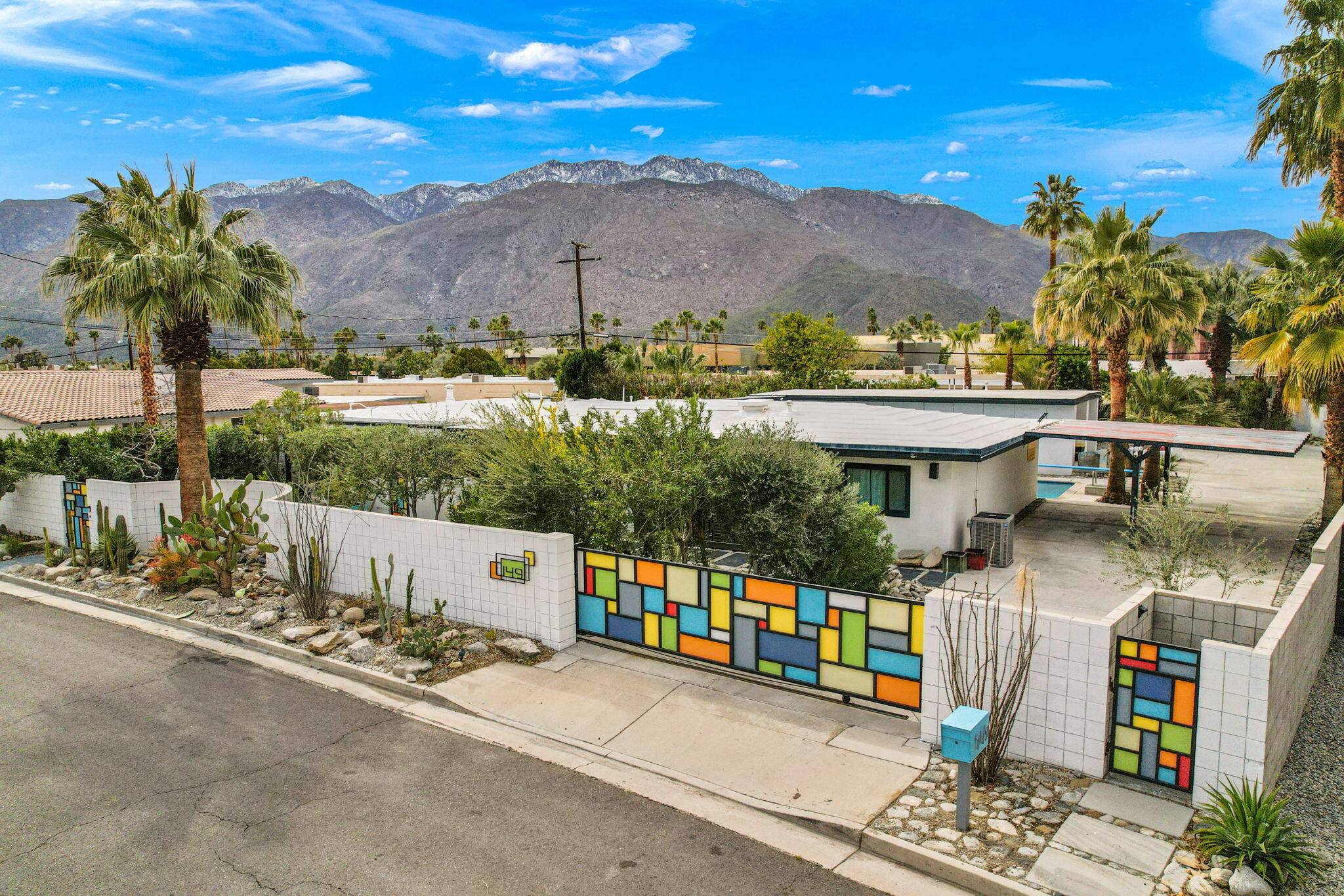 Palm Springs, CA 92262,149 S Avenida Elenora