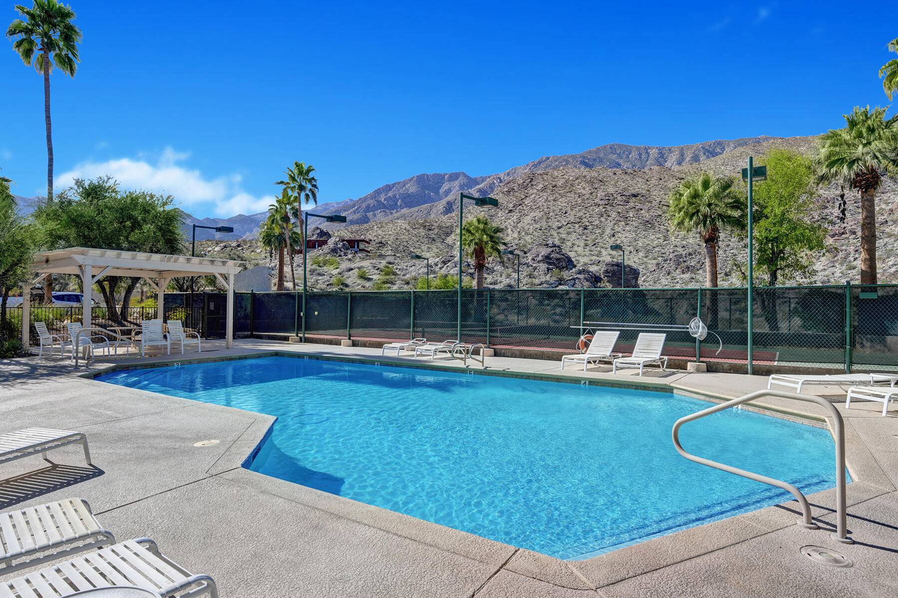 Palm Springs, CA 92264,147 E Perlita CIR