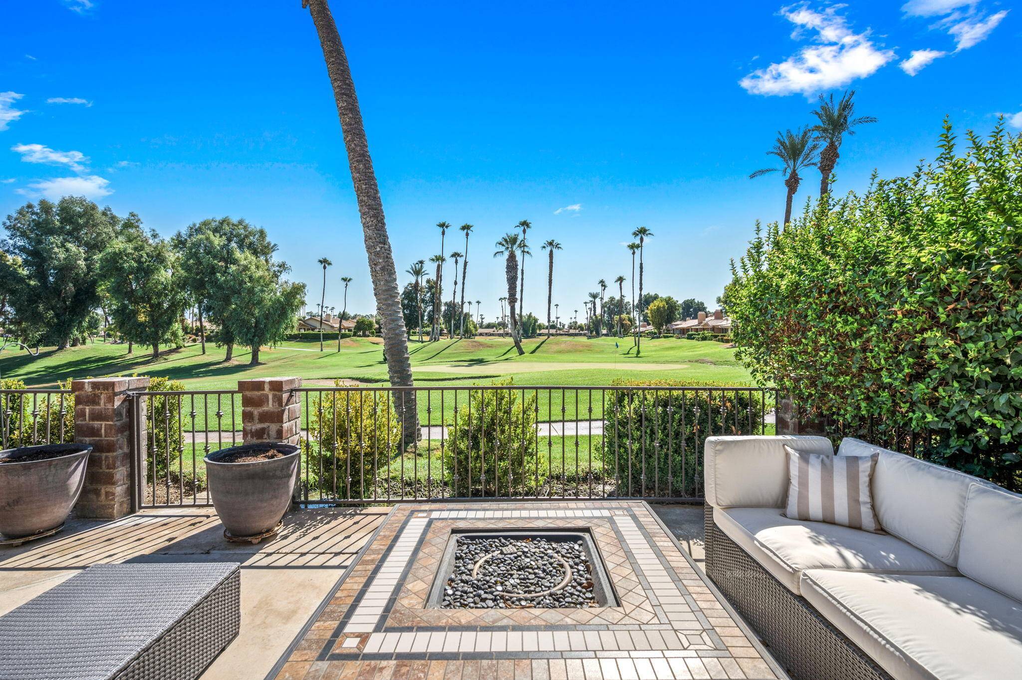 Palm Desert, CA 92260,122 Giralda CIR