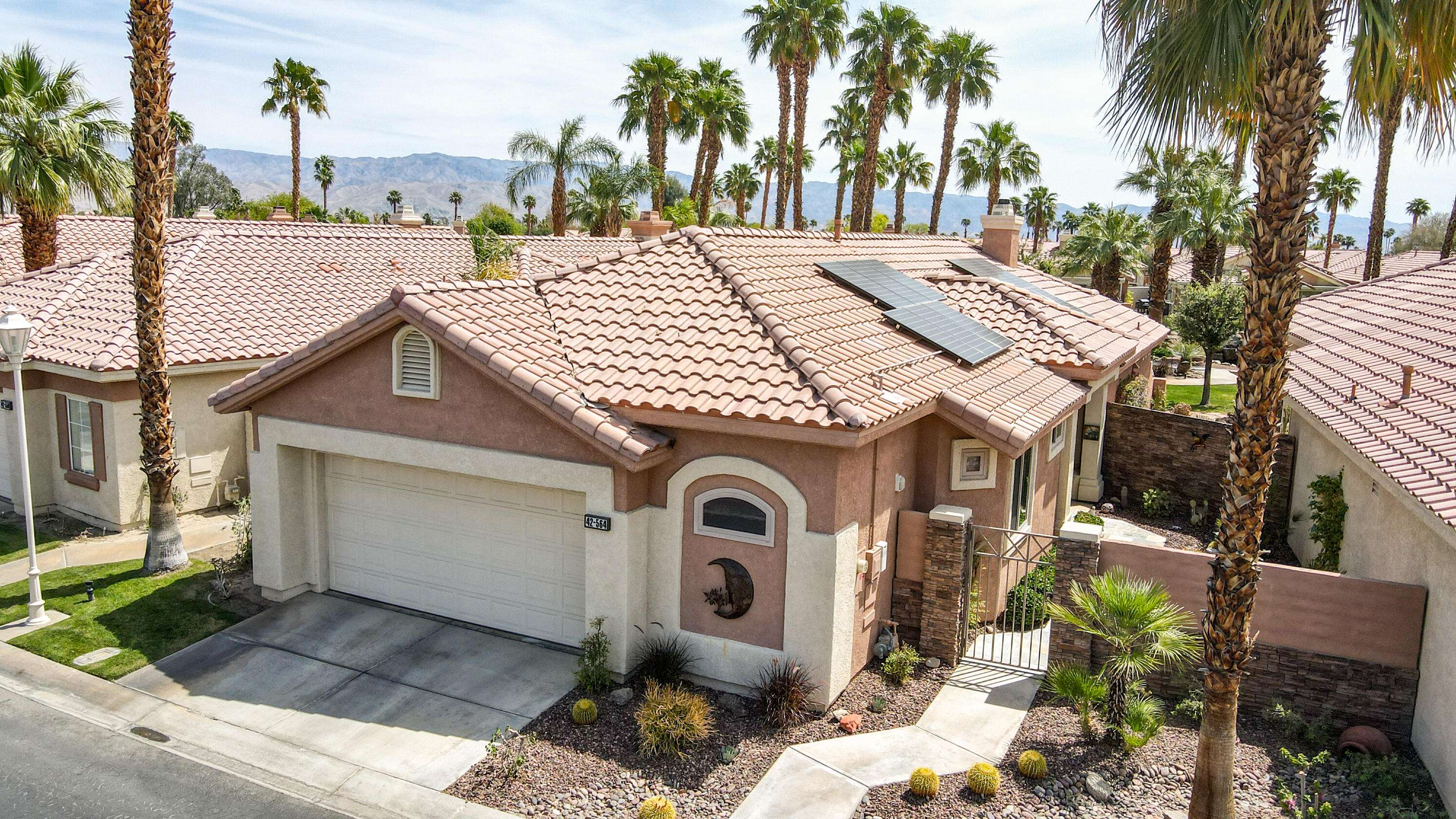 Palm Desert, CA 92211,42564 Saladin DR