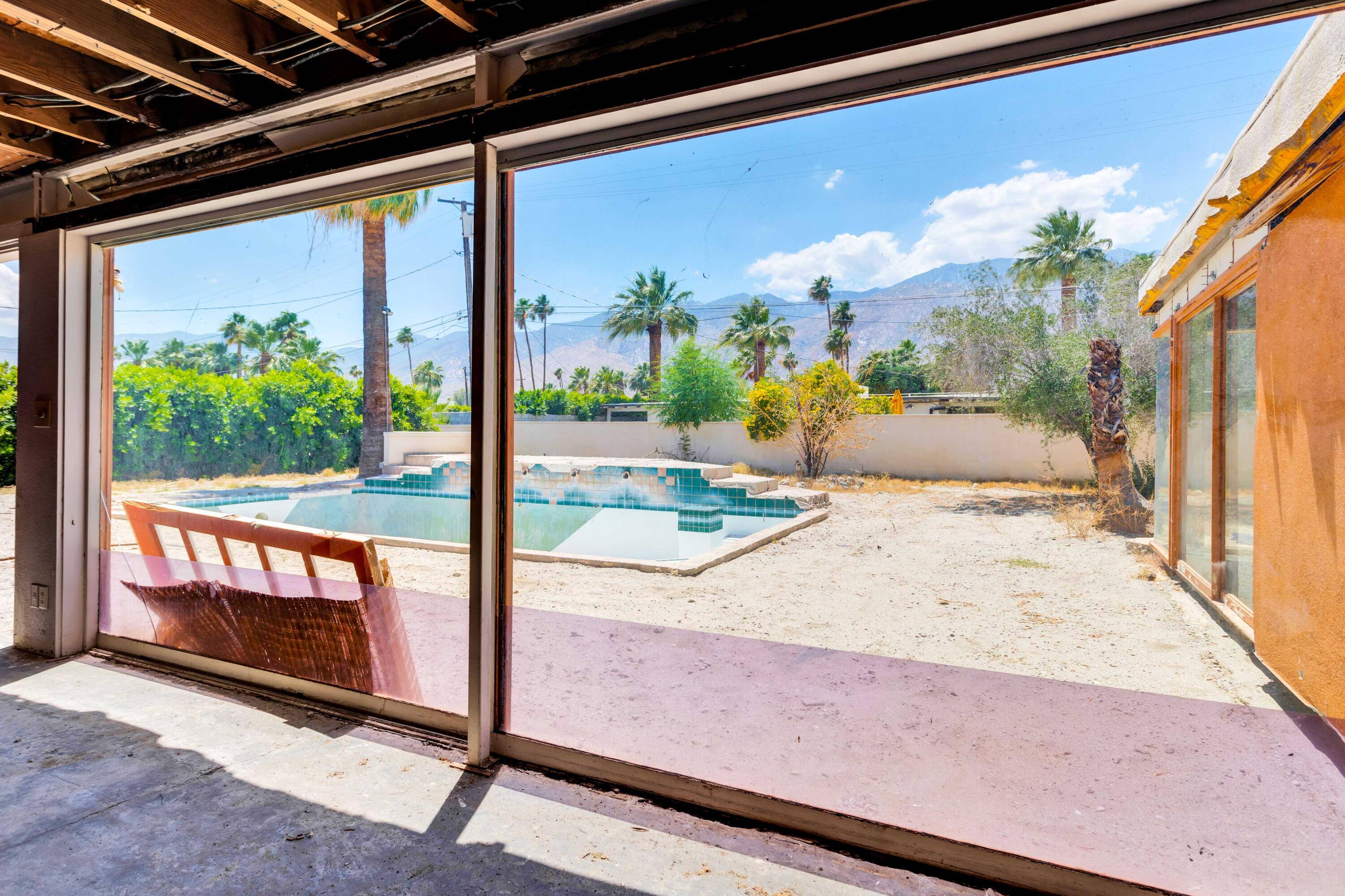 Palm Springs, CA 92262,289 NW Cerritos DR