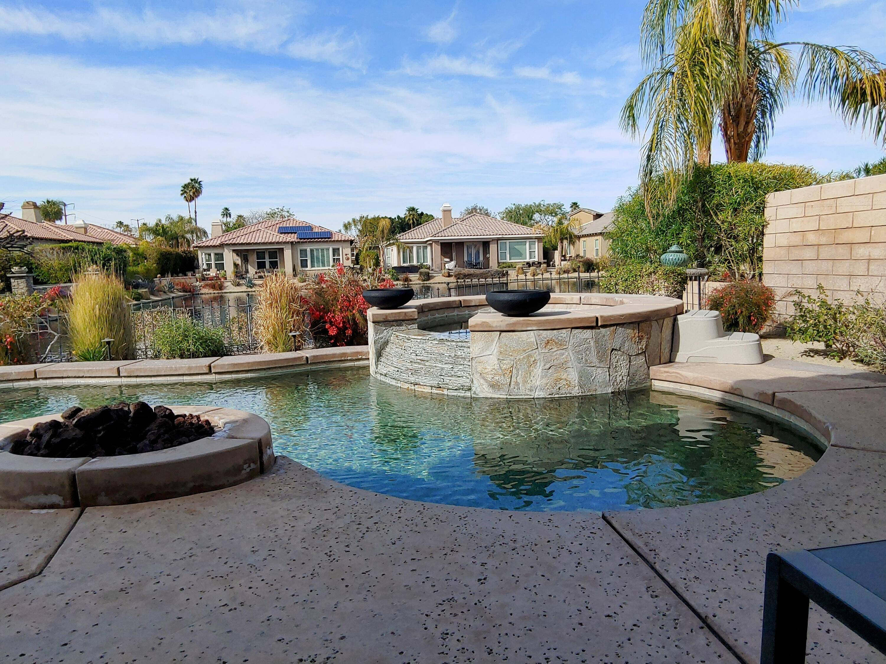 Rancho Mirage, CA 92270,6 Loch Ness Lake CT