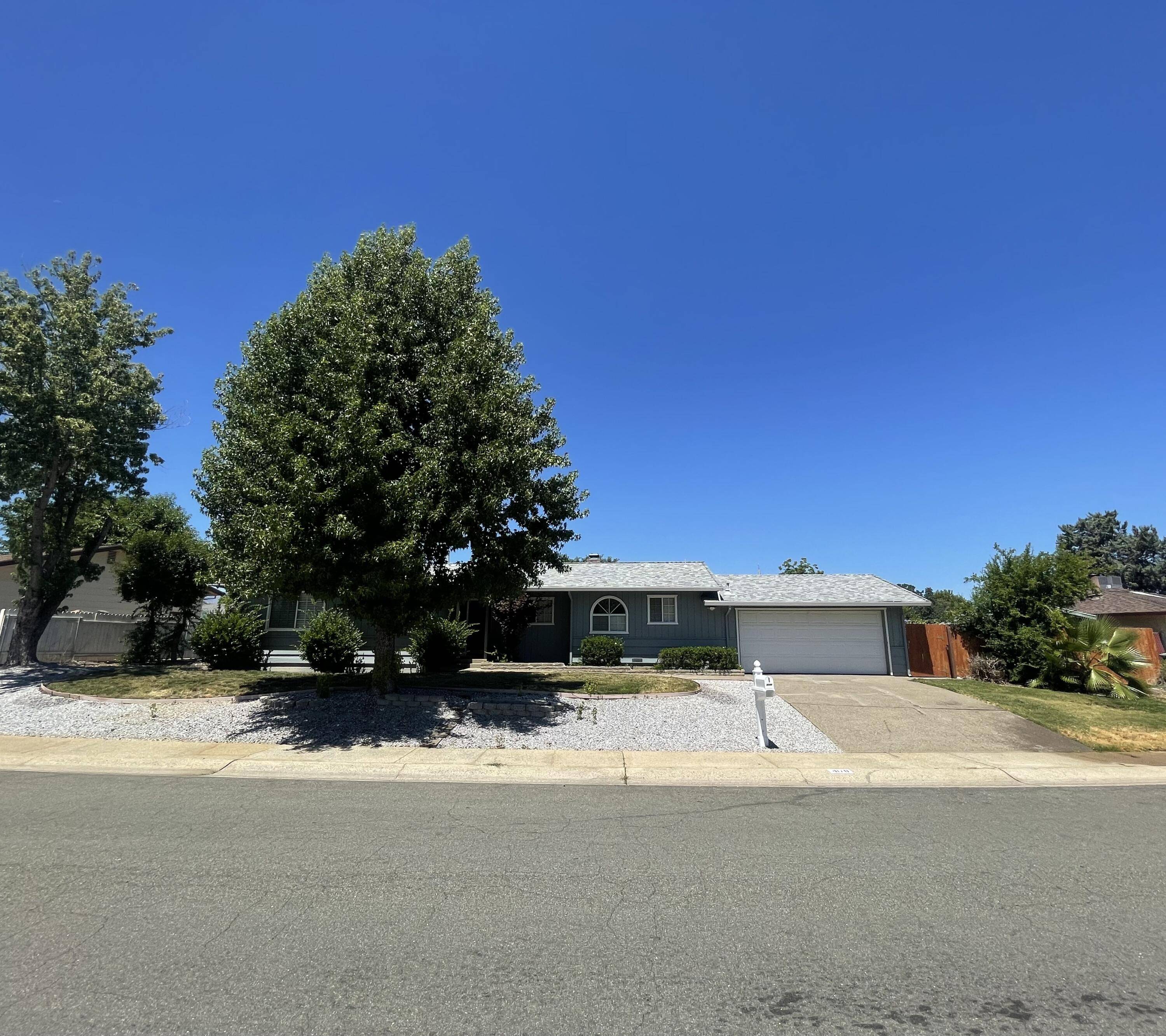 Redding, CA 96001,4170 Meander DR