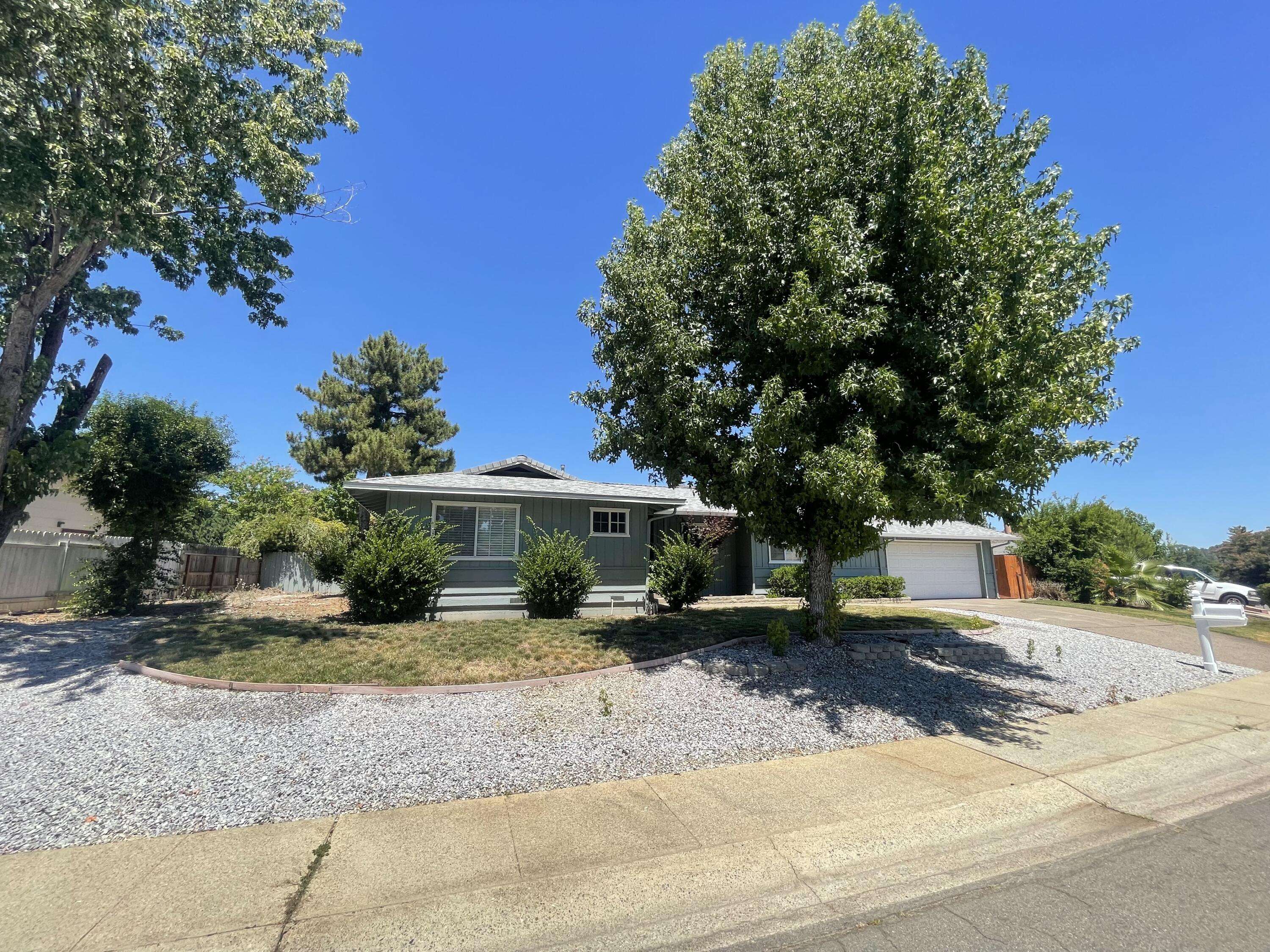 Redding, CA 96001,4170 Meander DR