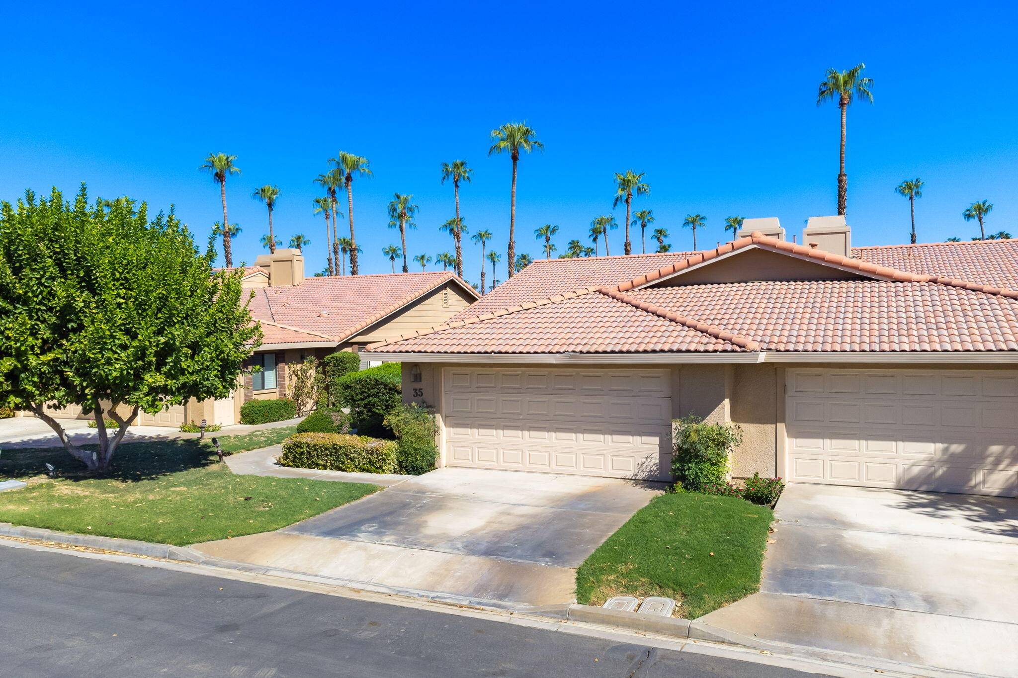 Palm Desert, CA 92260,35 Maximo WAY