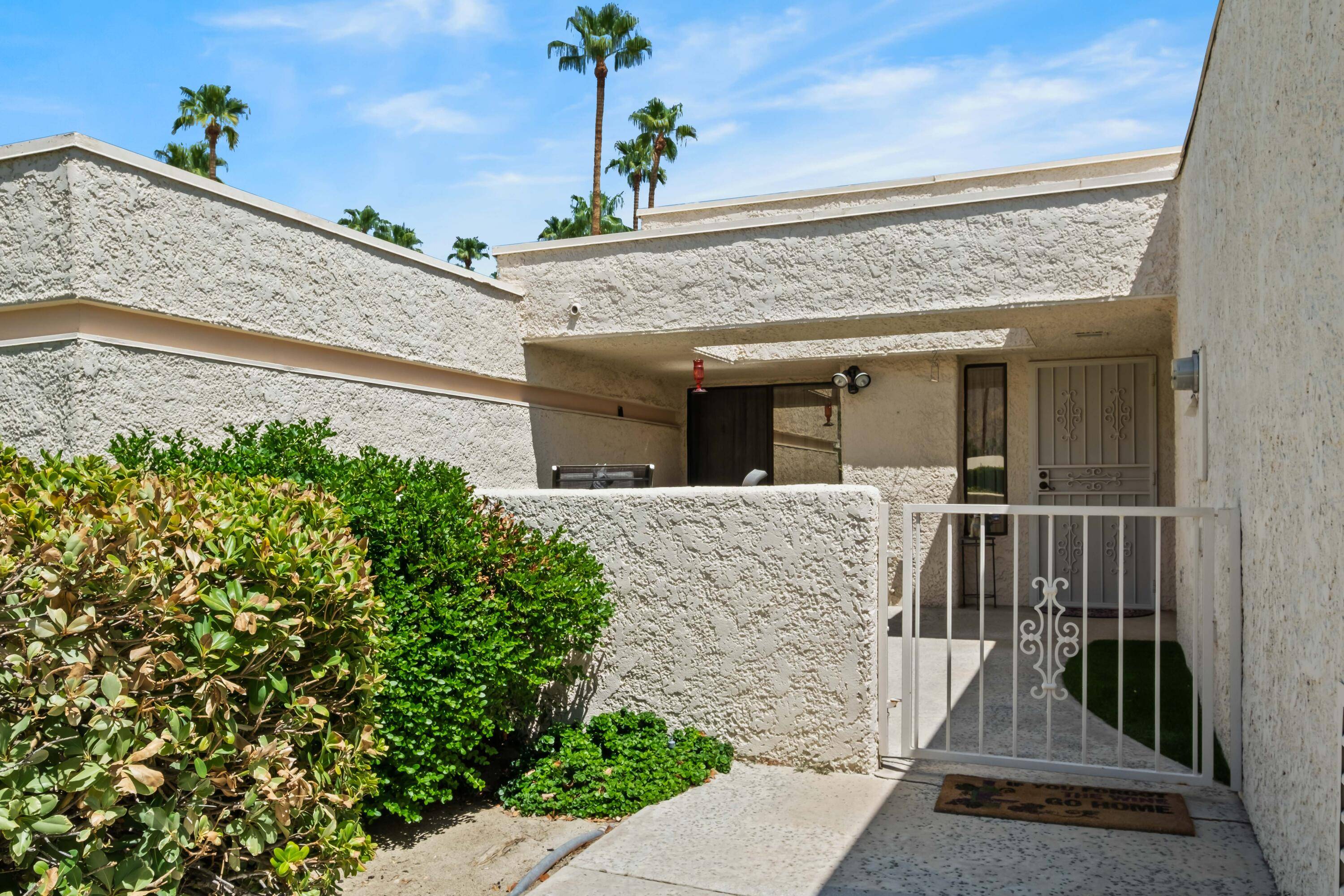 Palm Springs, CA 92264,1562 Andee DR