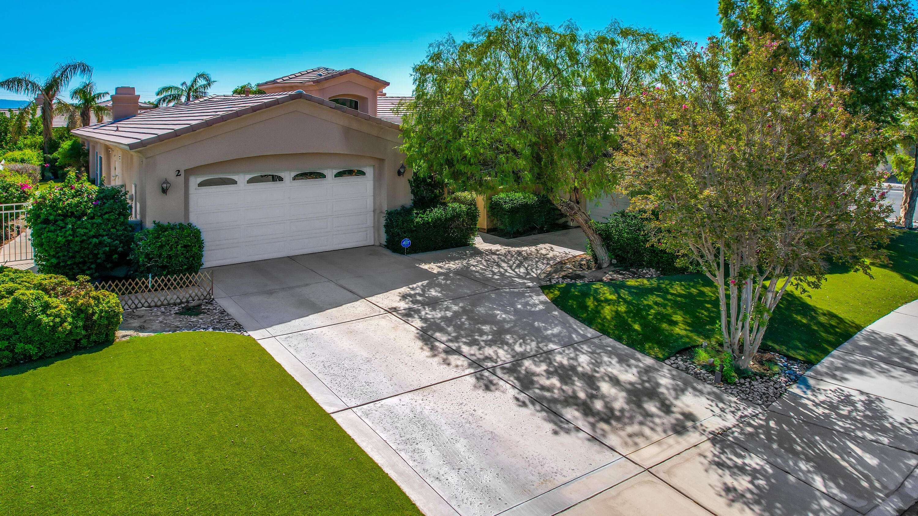 Rancho Mirage, CA 92270,2 Picasso CT