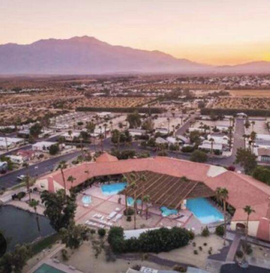 Desert Hot Springs, CA 92241,70200 Dillon RD #421