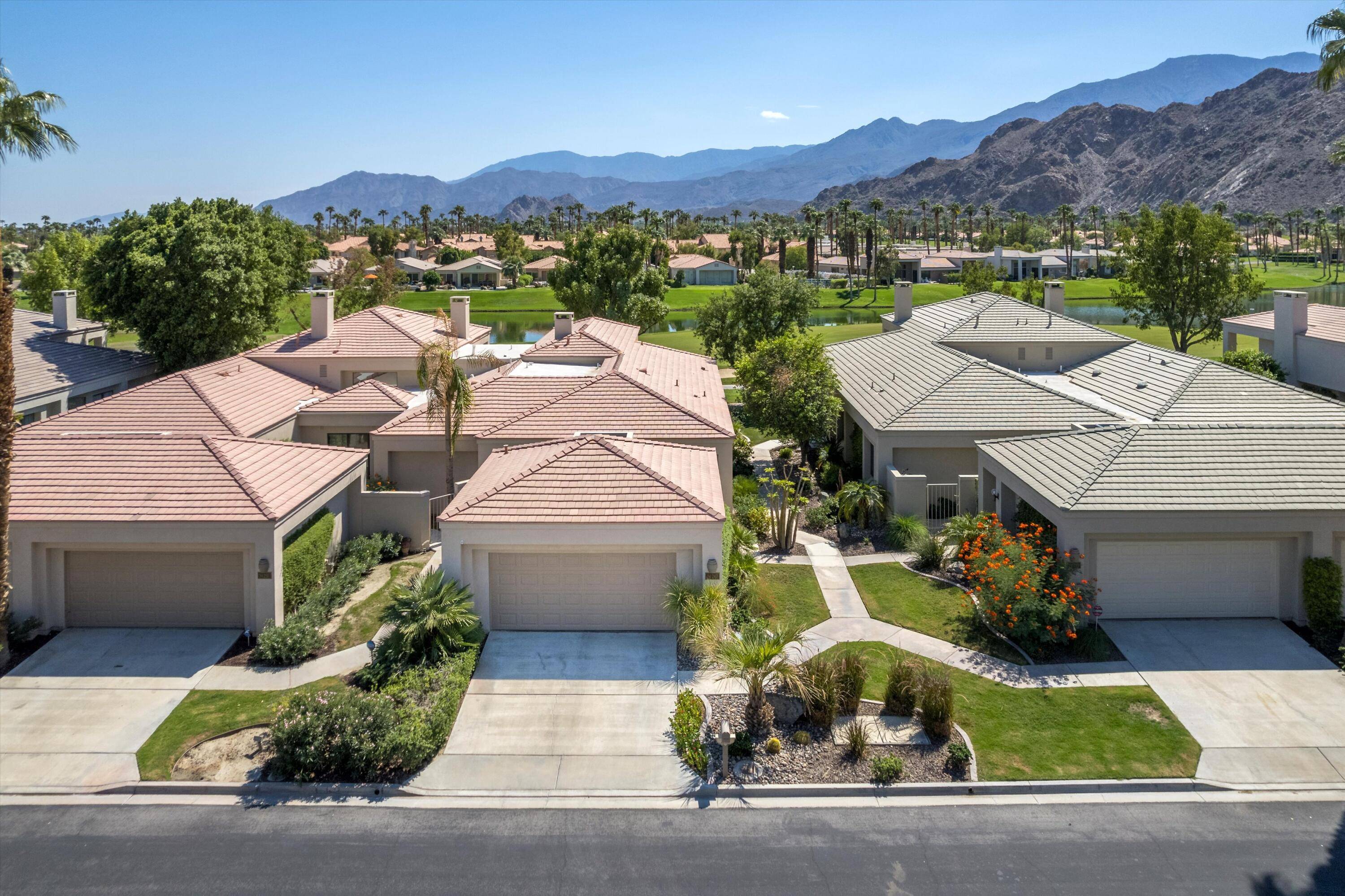 La Quinta, CA 92253,54243 Shoal CRK