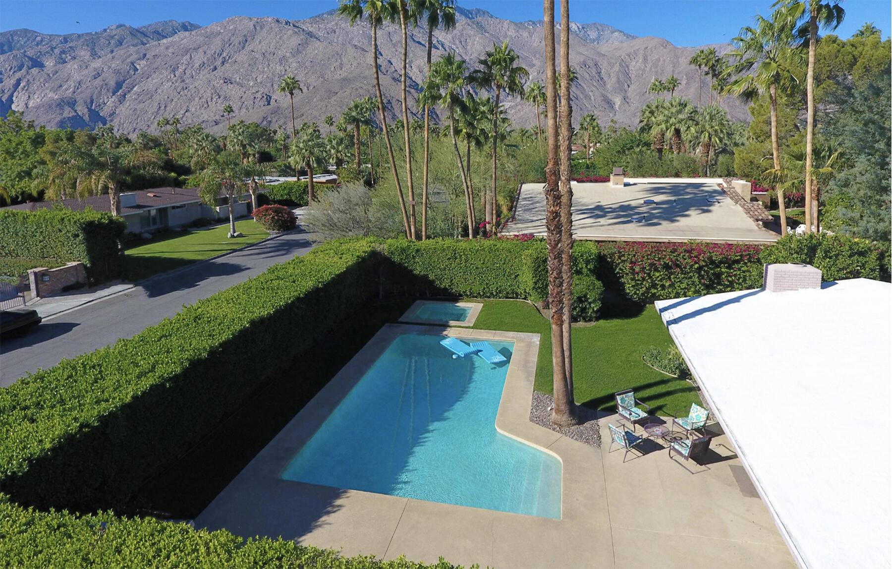 Palm Springs, CA 92262,1160 E Via Altamira