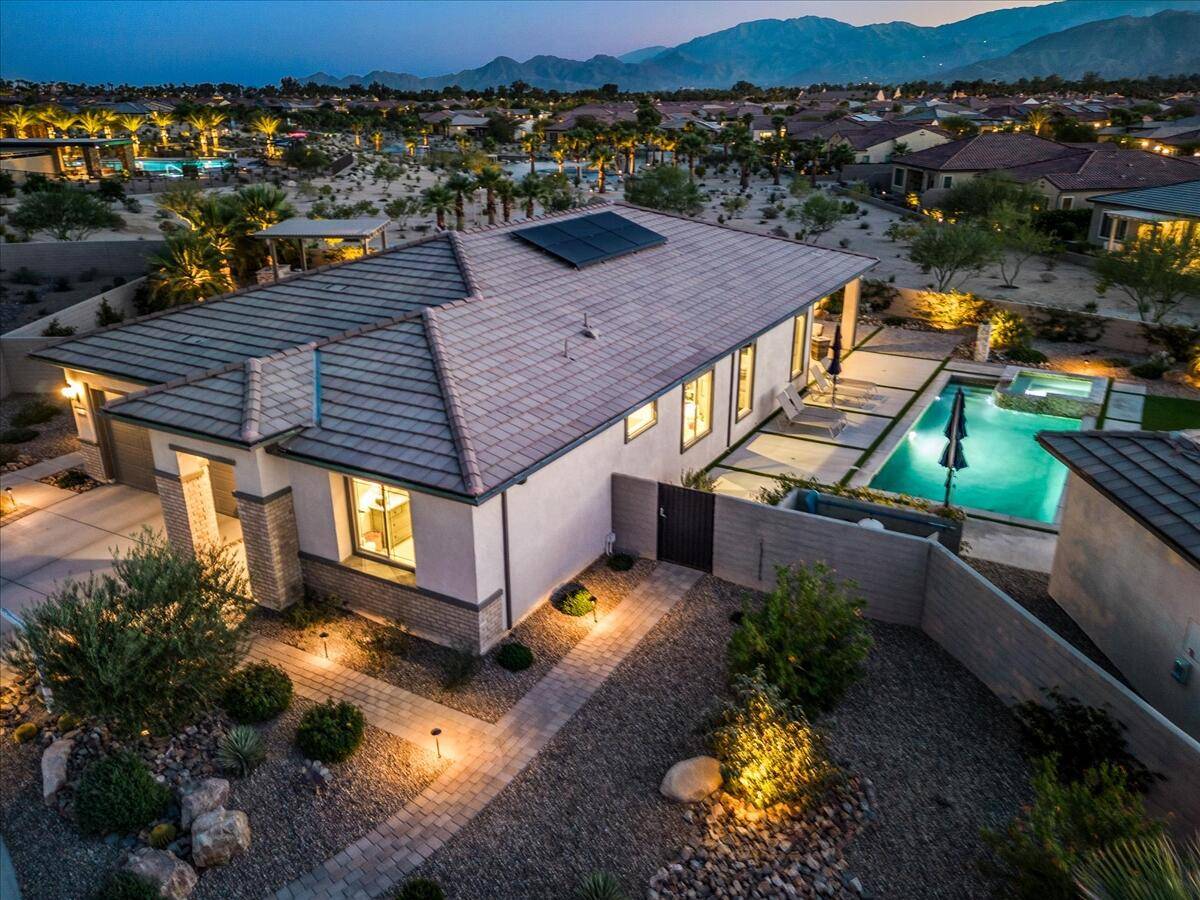 Rancho Mirage, CA 92270,17 Cuvee