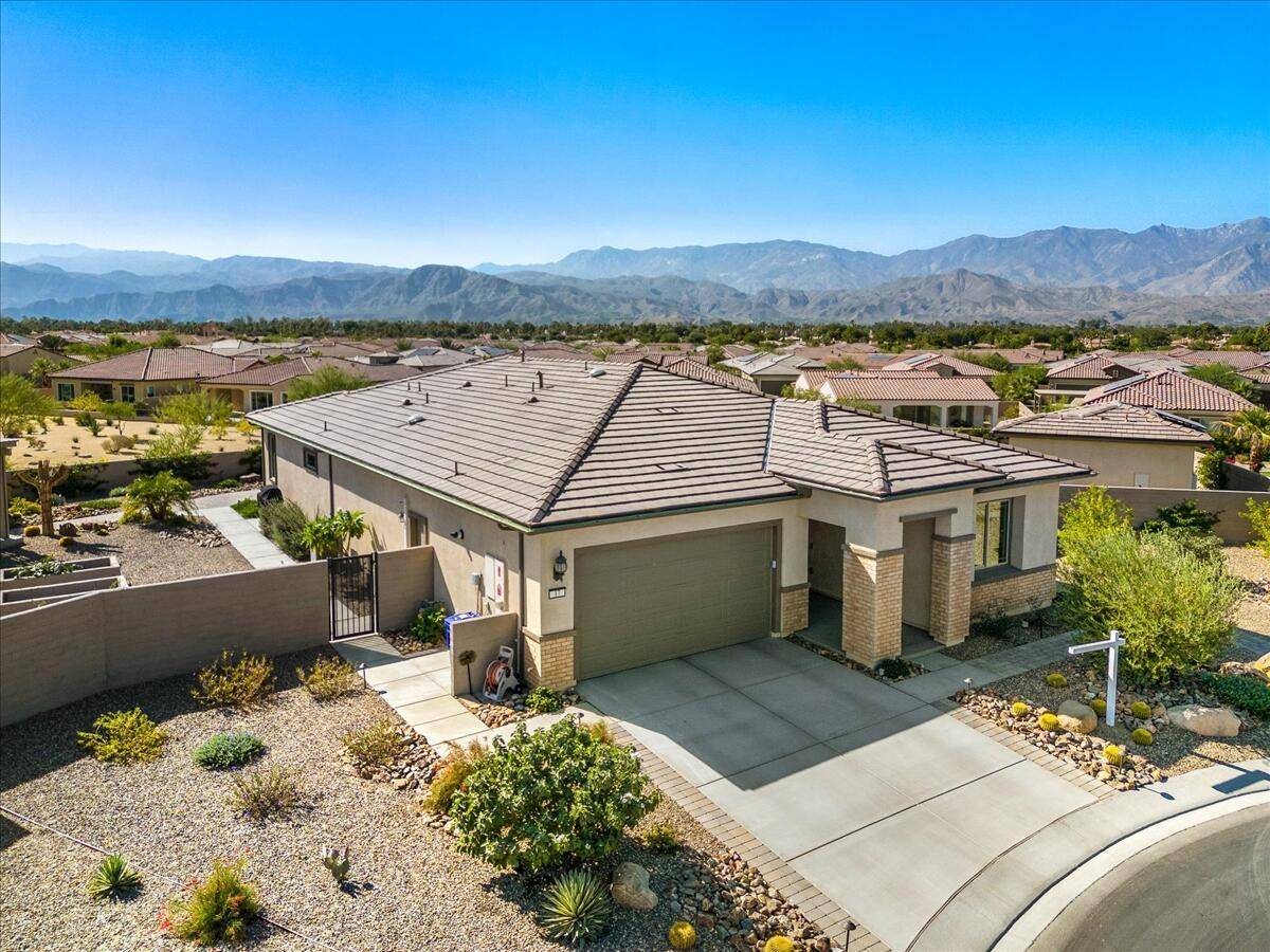 Rancho Mirage, CA 92270,17 Cuvee