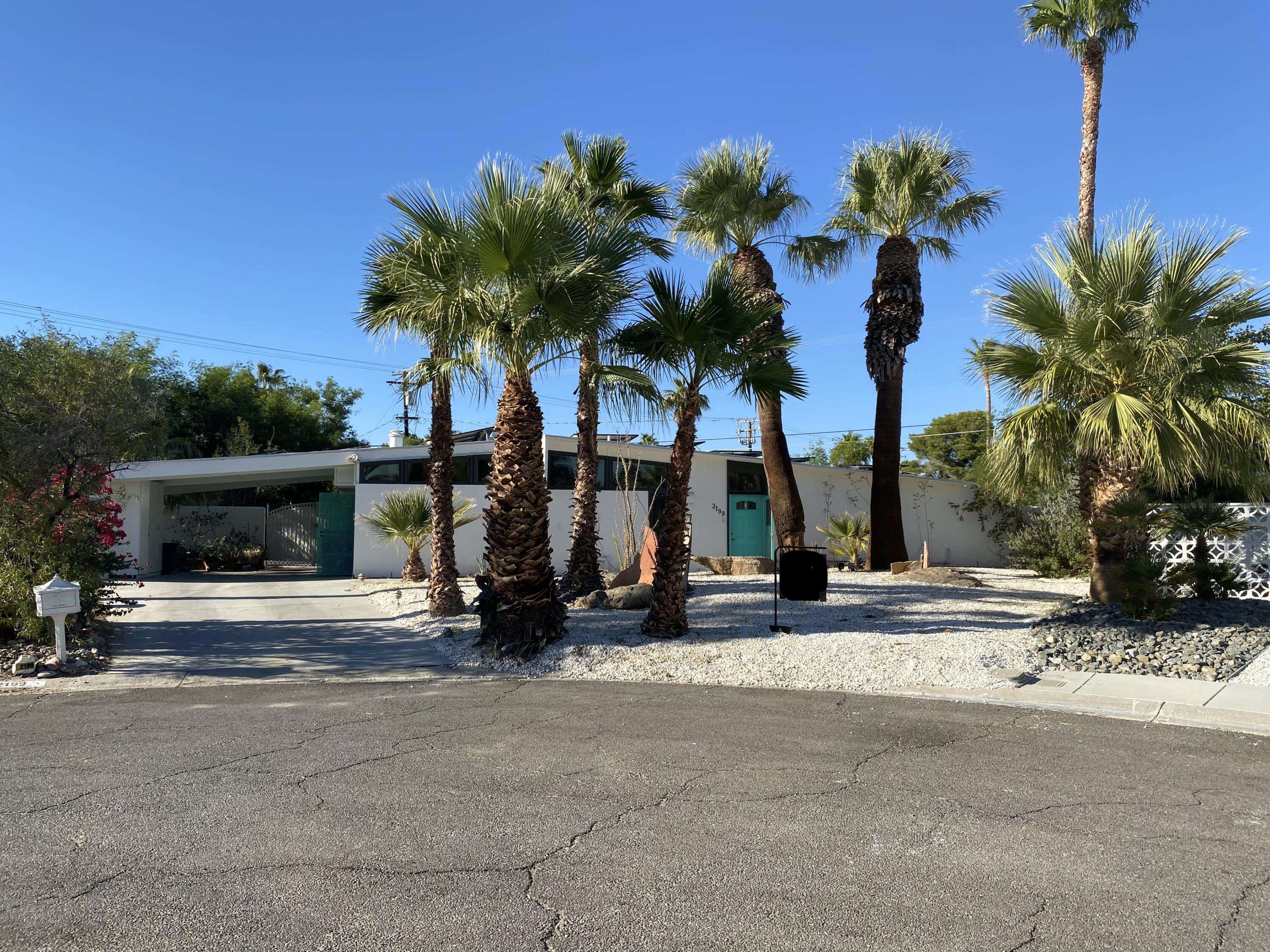 Palm Springs, CA 92262,2199 N Berne DR