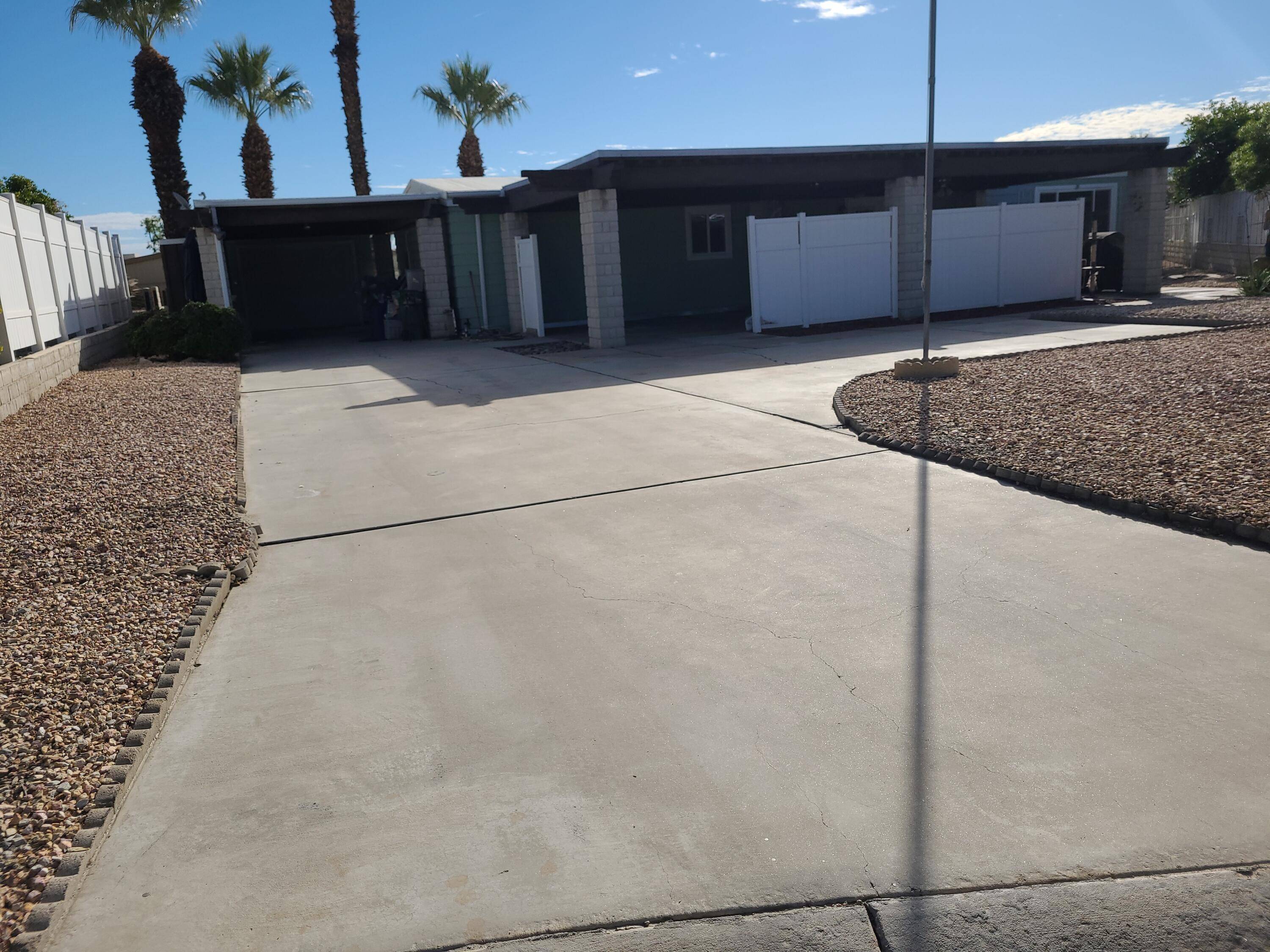 Palm Desert, CA 92260,73355 Linda Circle