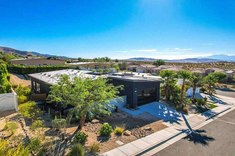 Desert Hot Springs, CA 92240,13948 Valley View CT