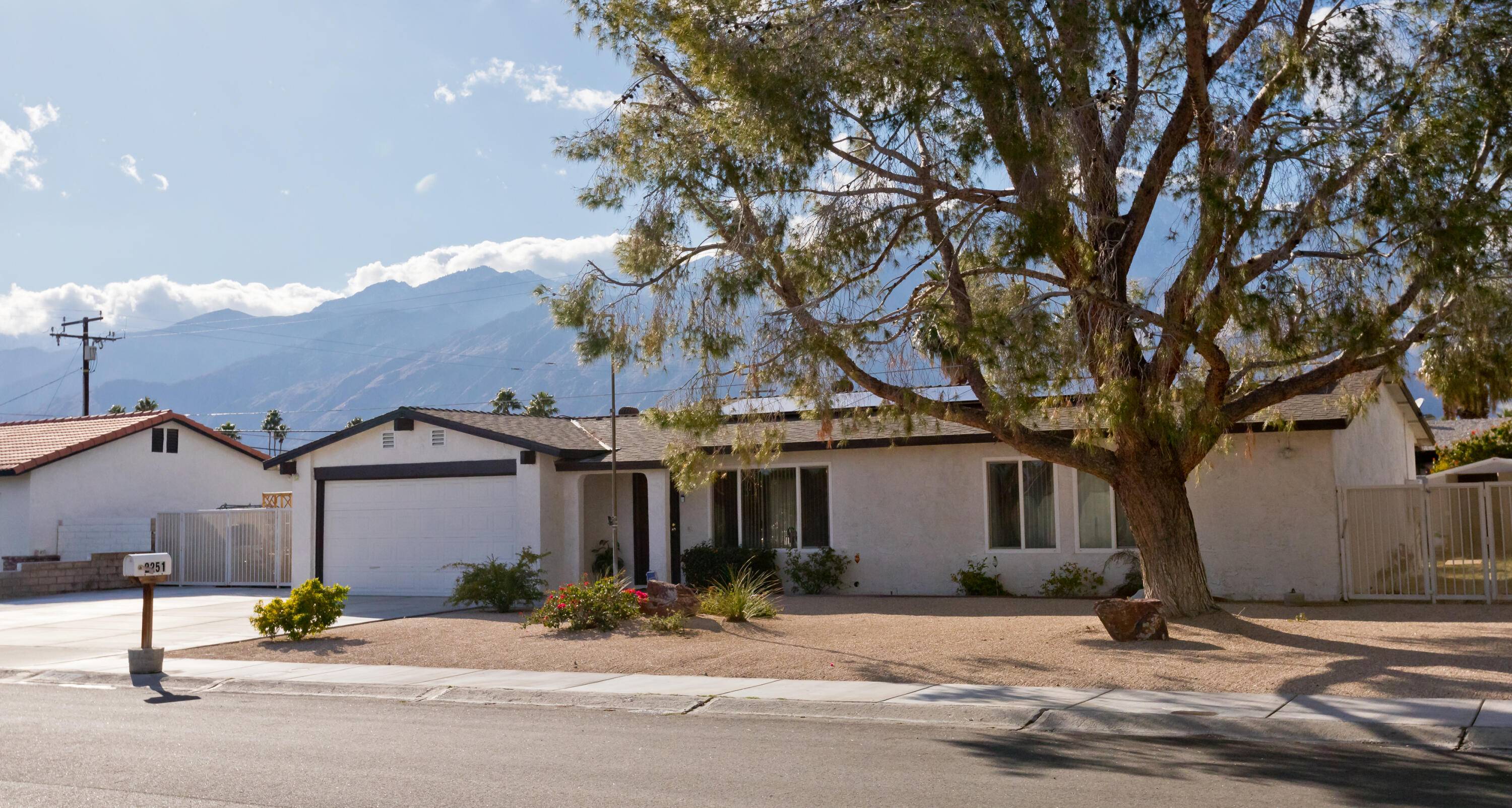 Palm Springs, CA 92262,2251 N San Gorgonio RD