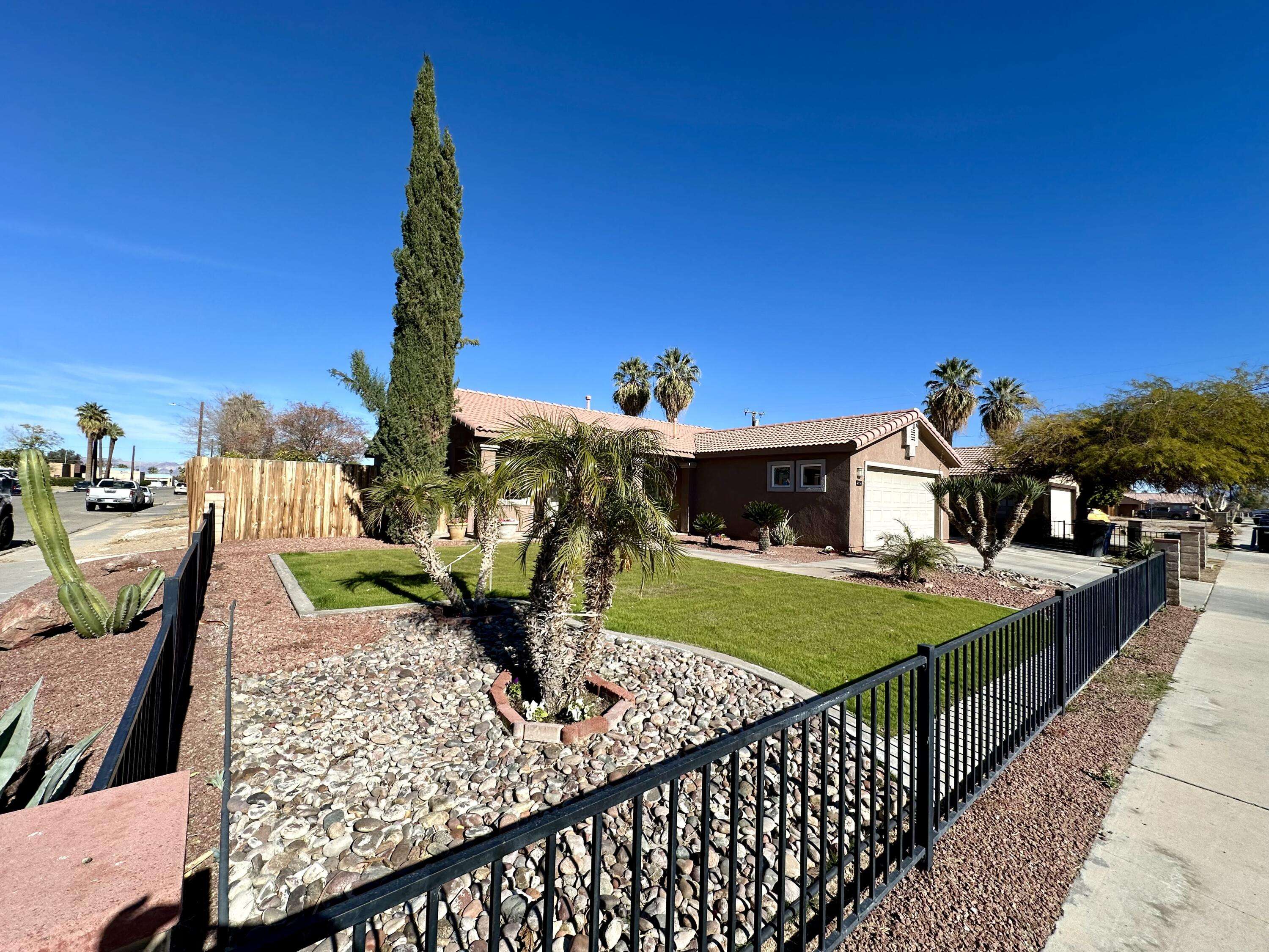 Blythe, CA 92225,575 W Rice ST