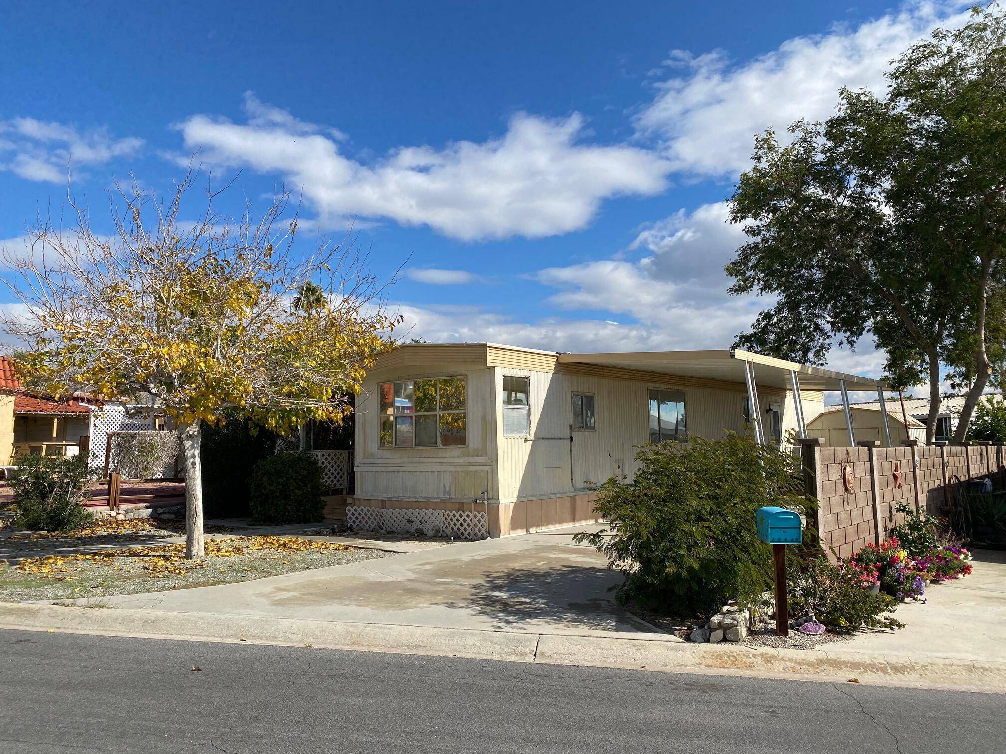 Desert Hot Springs, CA 92241,16860 Lakeside CT