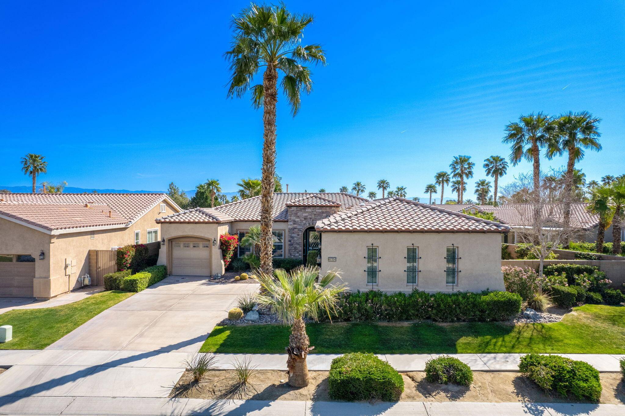 La Quinta, CA 92253,60304 Poinsettia PL