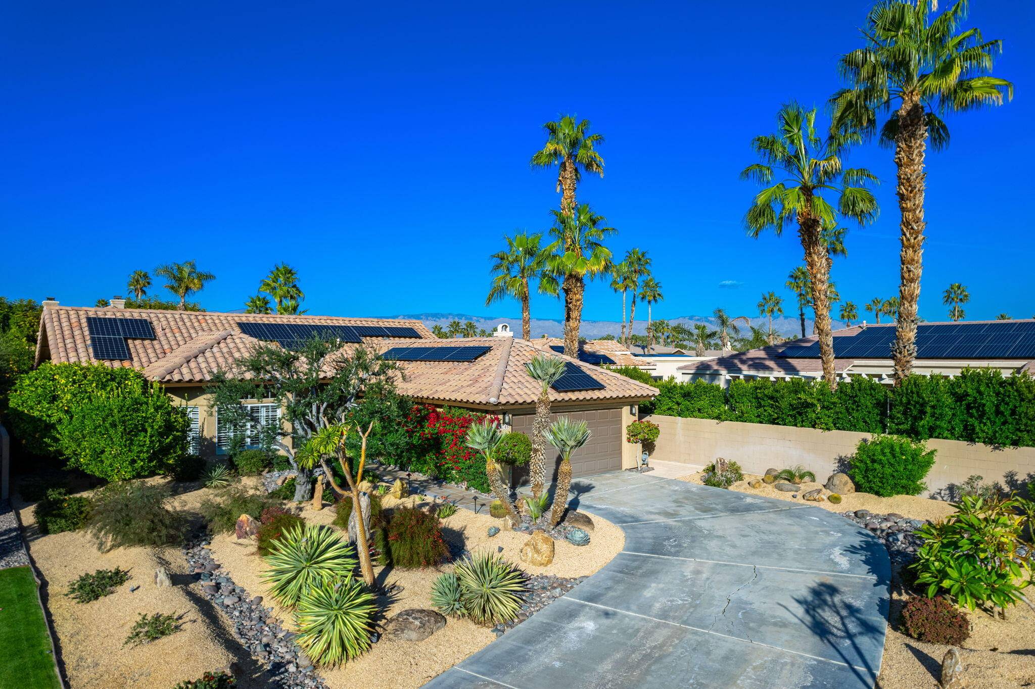 Palm Desert, CA 92211,75746 Duval CT