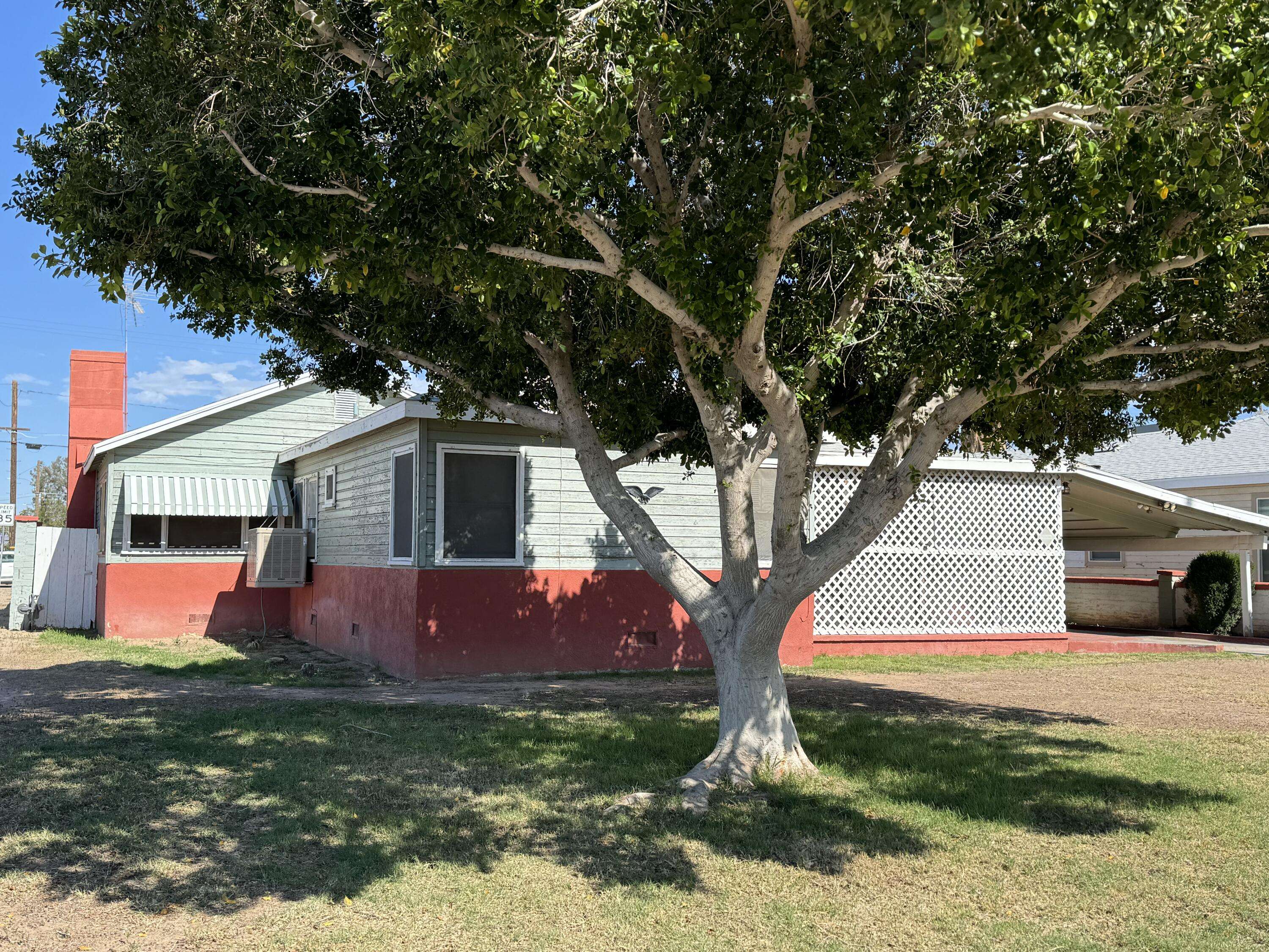 Blythe, CA 92225,492 N 2nd ST