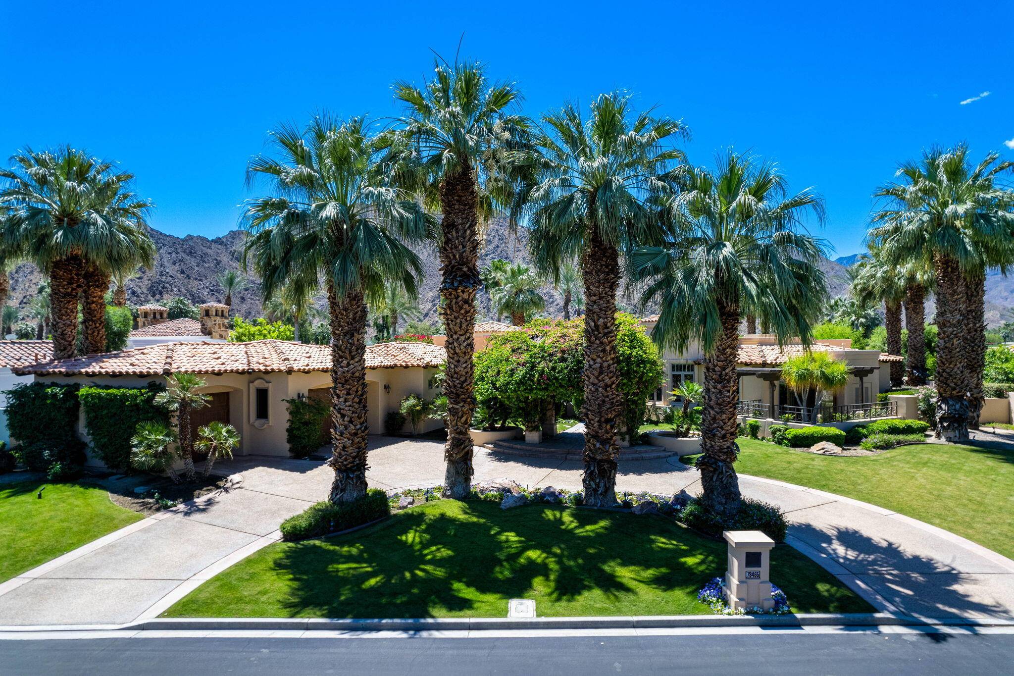 La Quinta, CA 92253,78465 Coyote Canyon CT