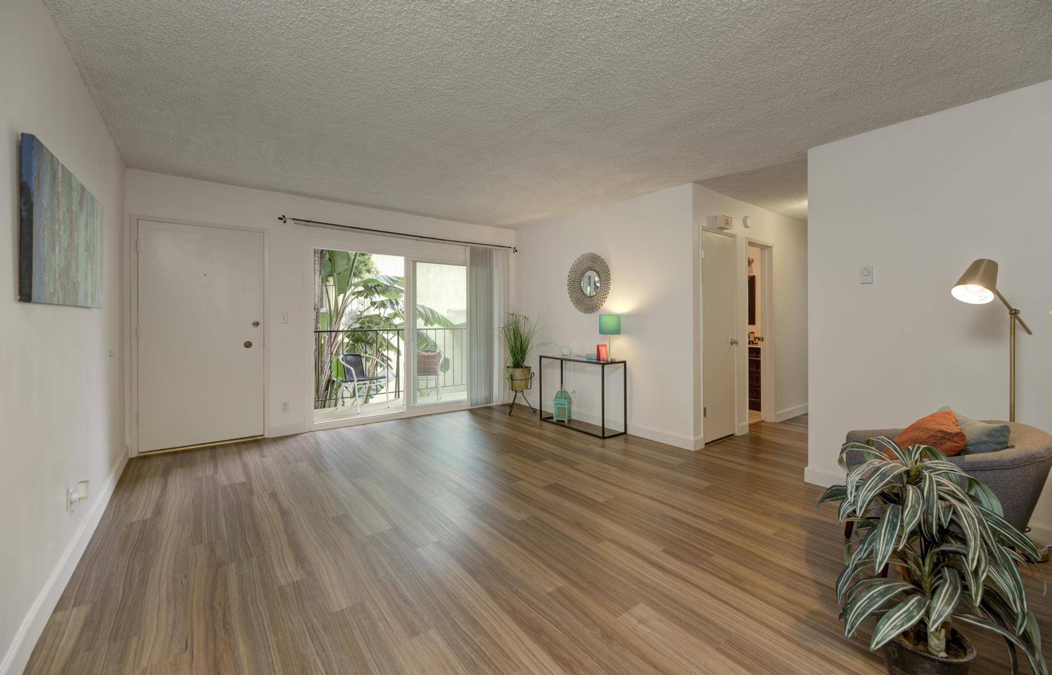 Redondo Beach, CA 90277,538 Avenue A #1a