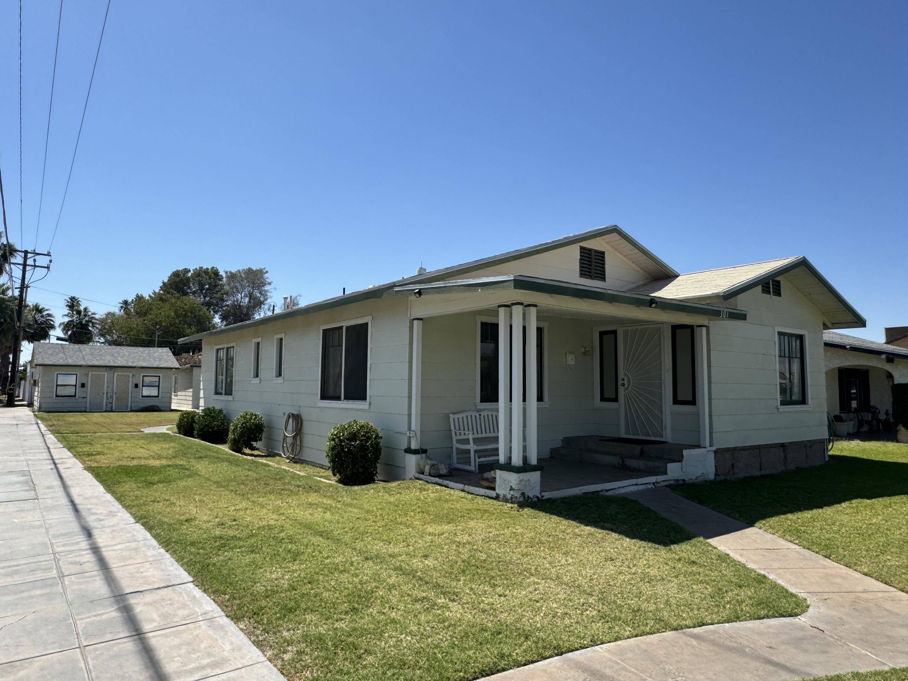 Blythe, CA 92225,301 N 1st ST