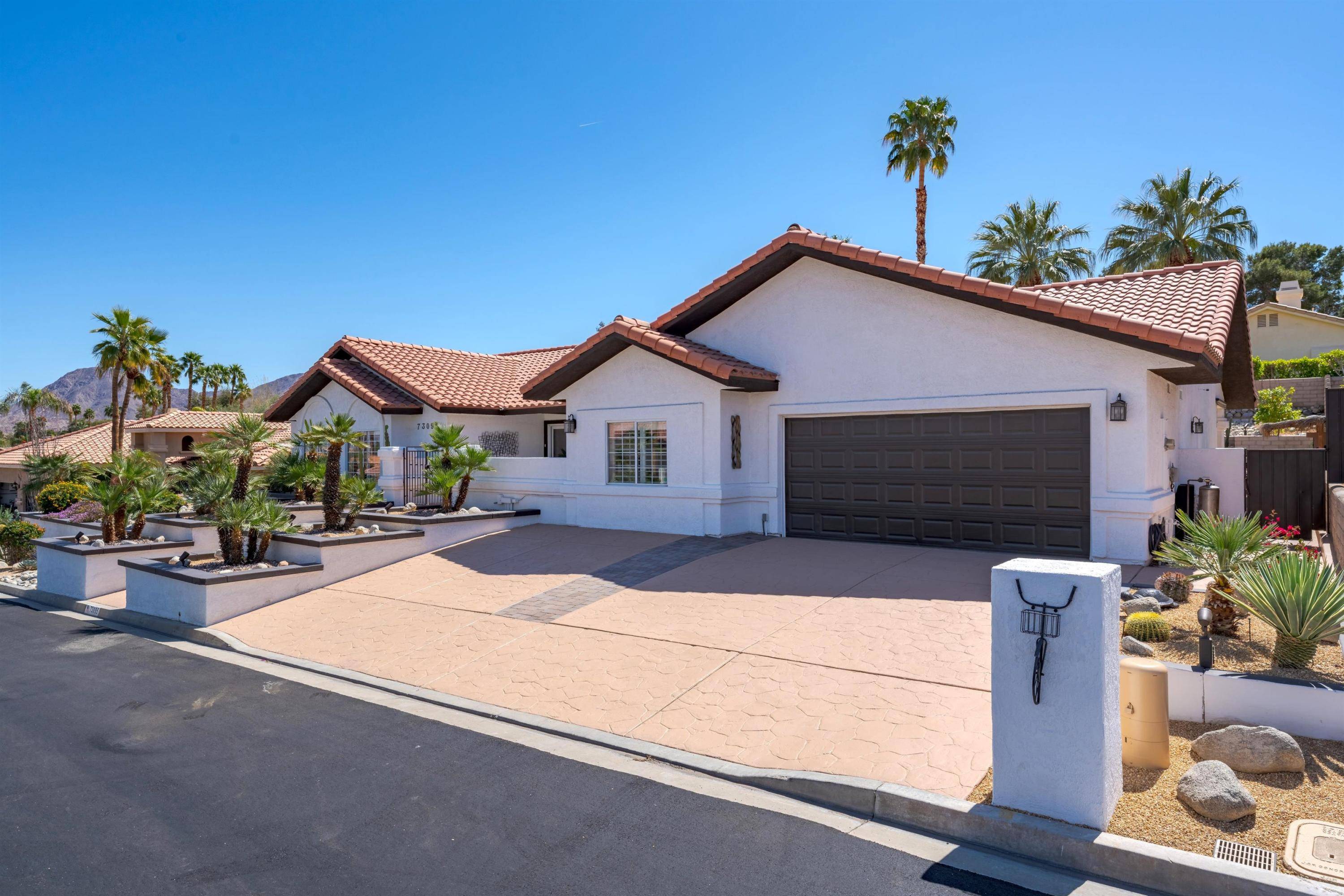 Palm Desert, CA 92260,73095 Deer Grass DR