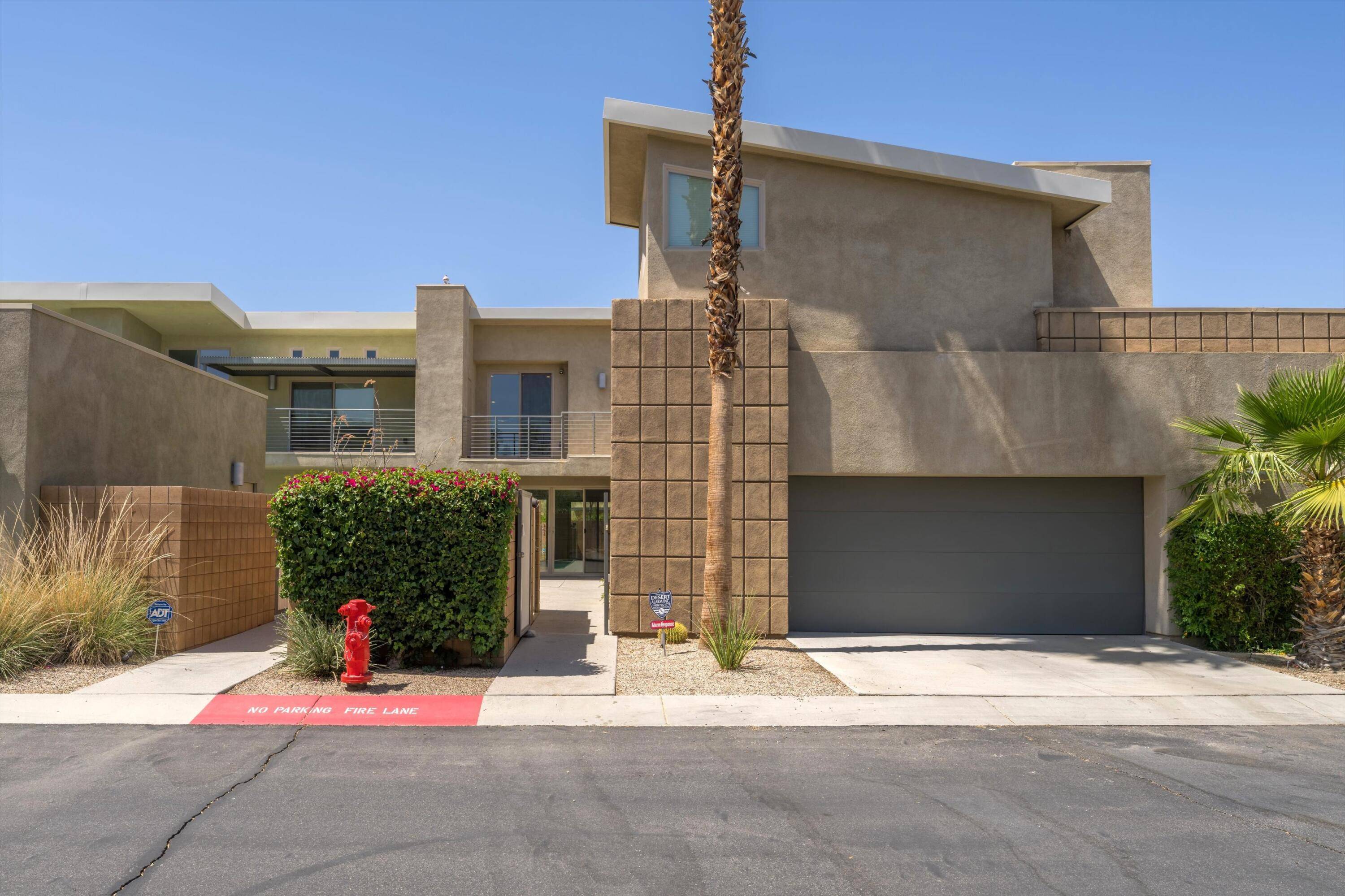 Palm Springs, CA 92264,962 Oceo CIR S