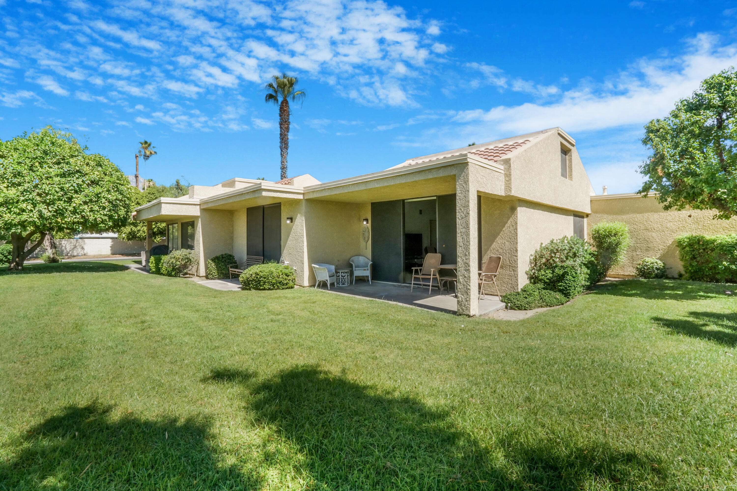 Palm Springs, CA 92264,6735 Harwood Circle