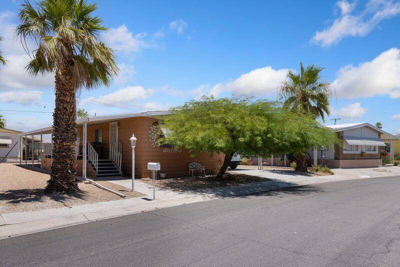 Thousand Palms, CA 92276,33640 Sundance TRL